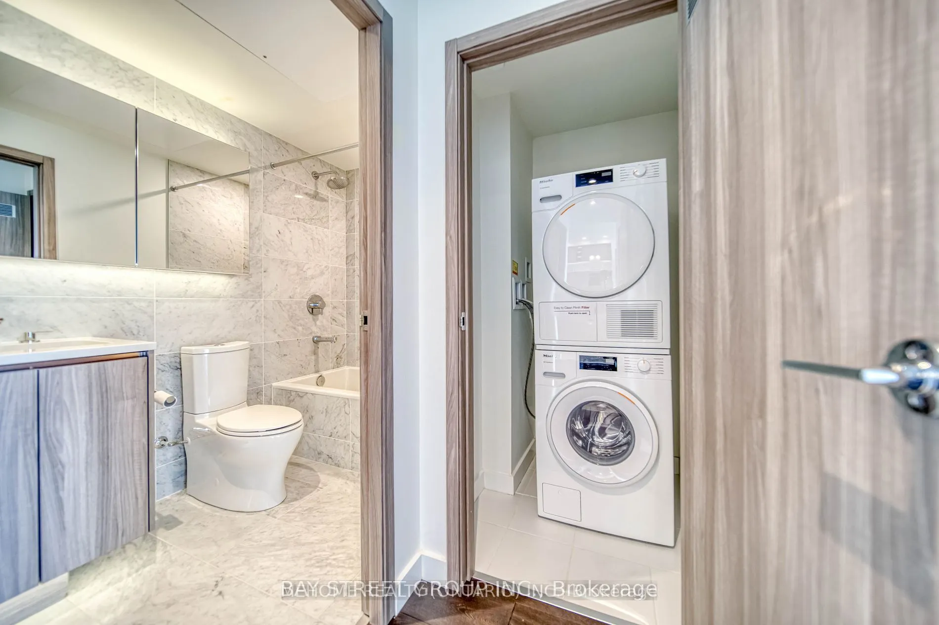 95 Mcmahon Drive, #3909