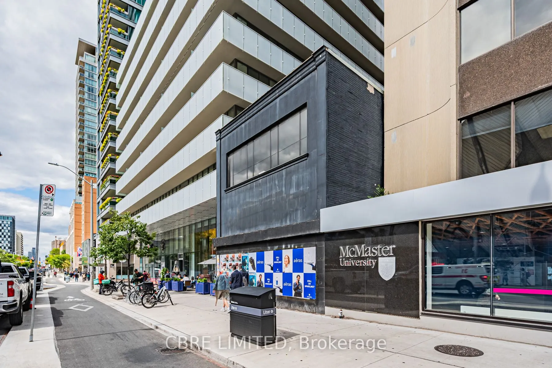 192 Bloor Street W