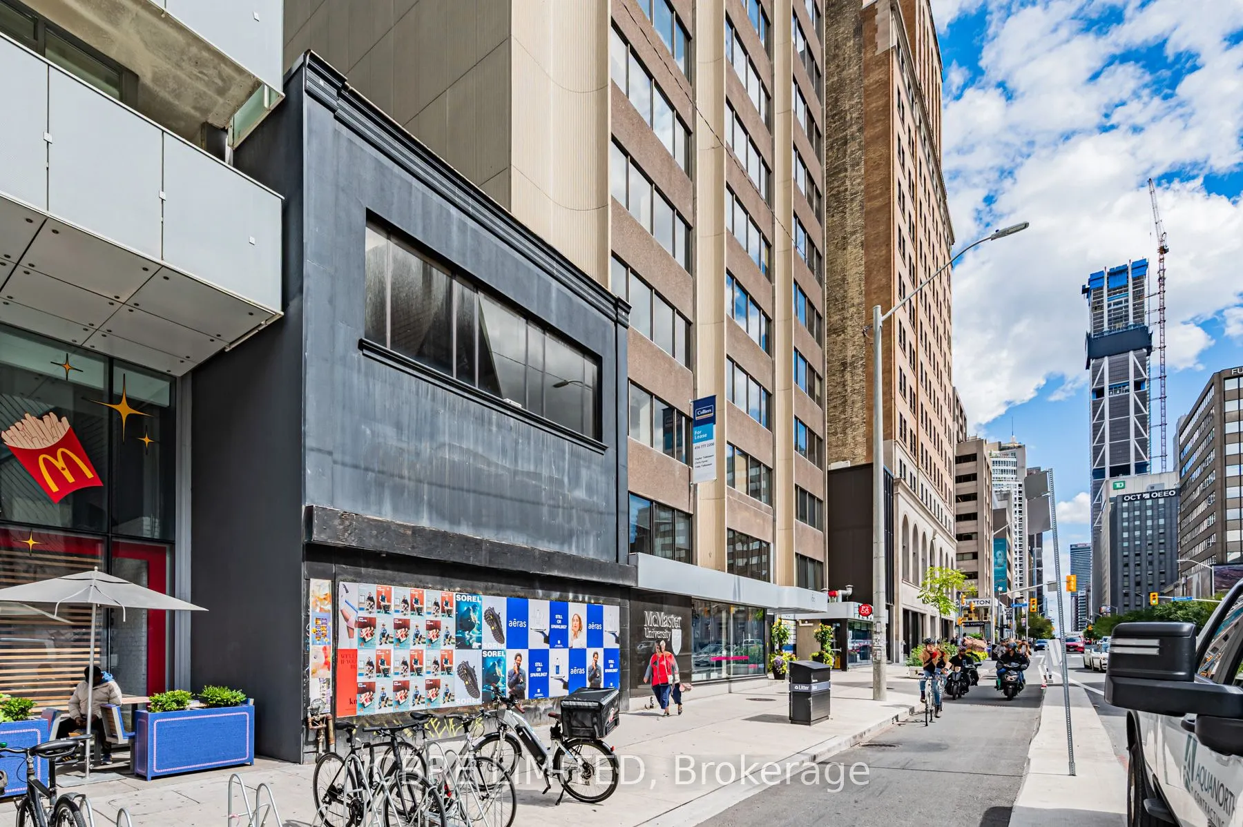 192 Bloor Street W
