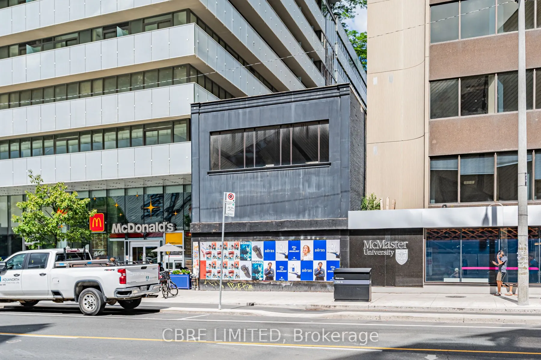 192 Bloor Street W