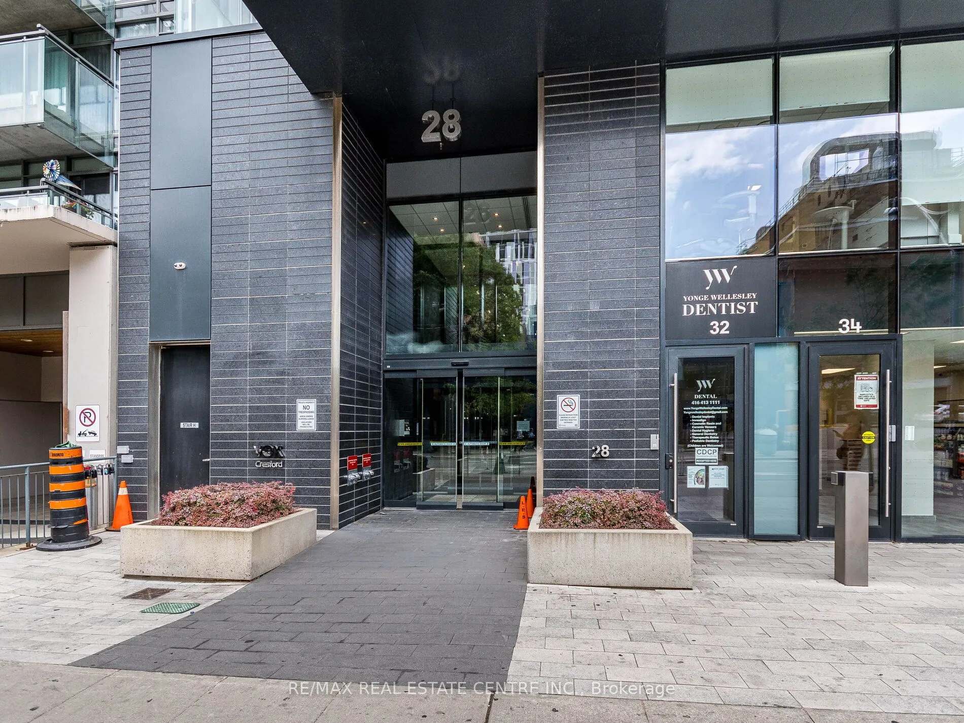 28 Wellesley Street, #3302