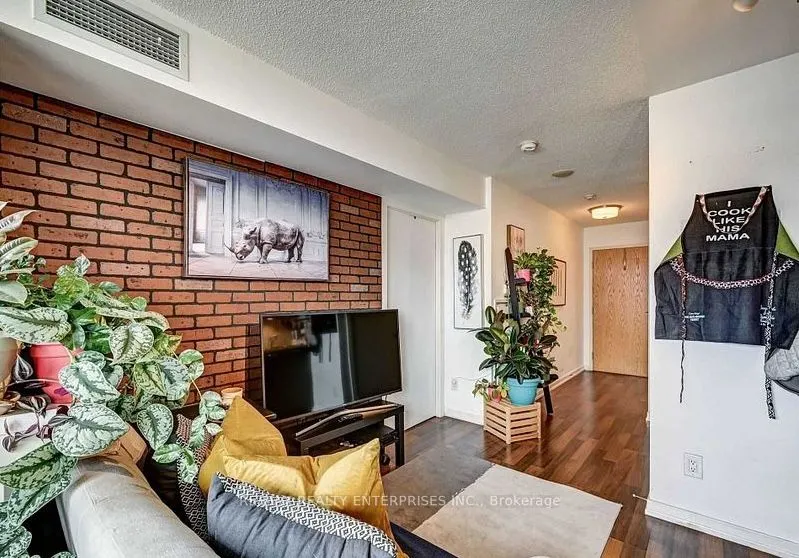 38 Joe Shuster Way, #1308