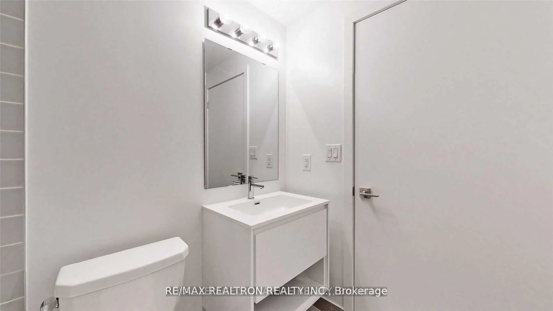 159 Wellesley Street E, #407