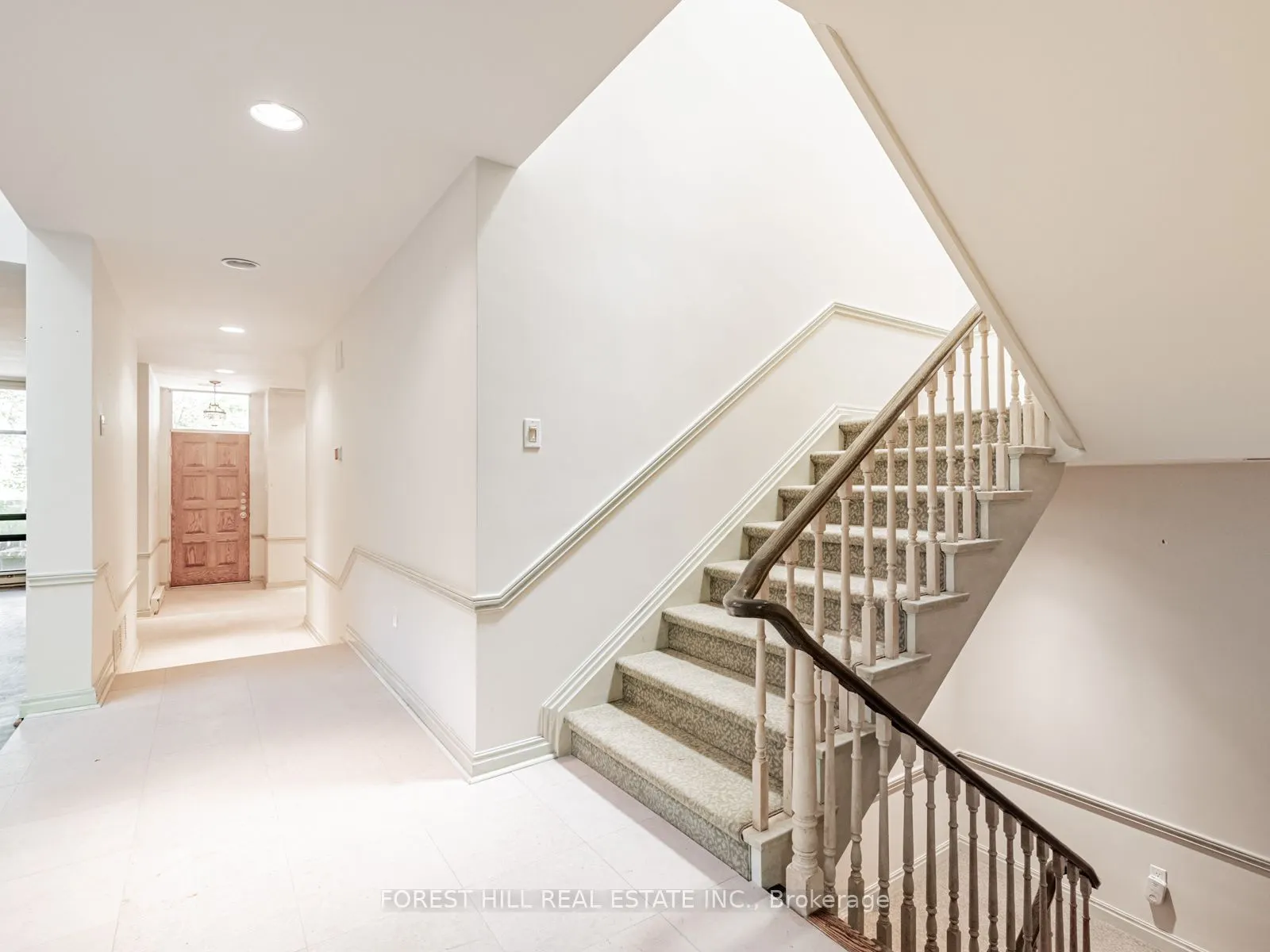 82 Oriole Road, #2