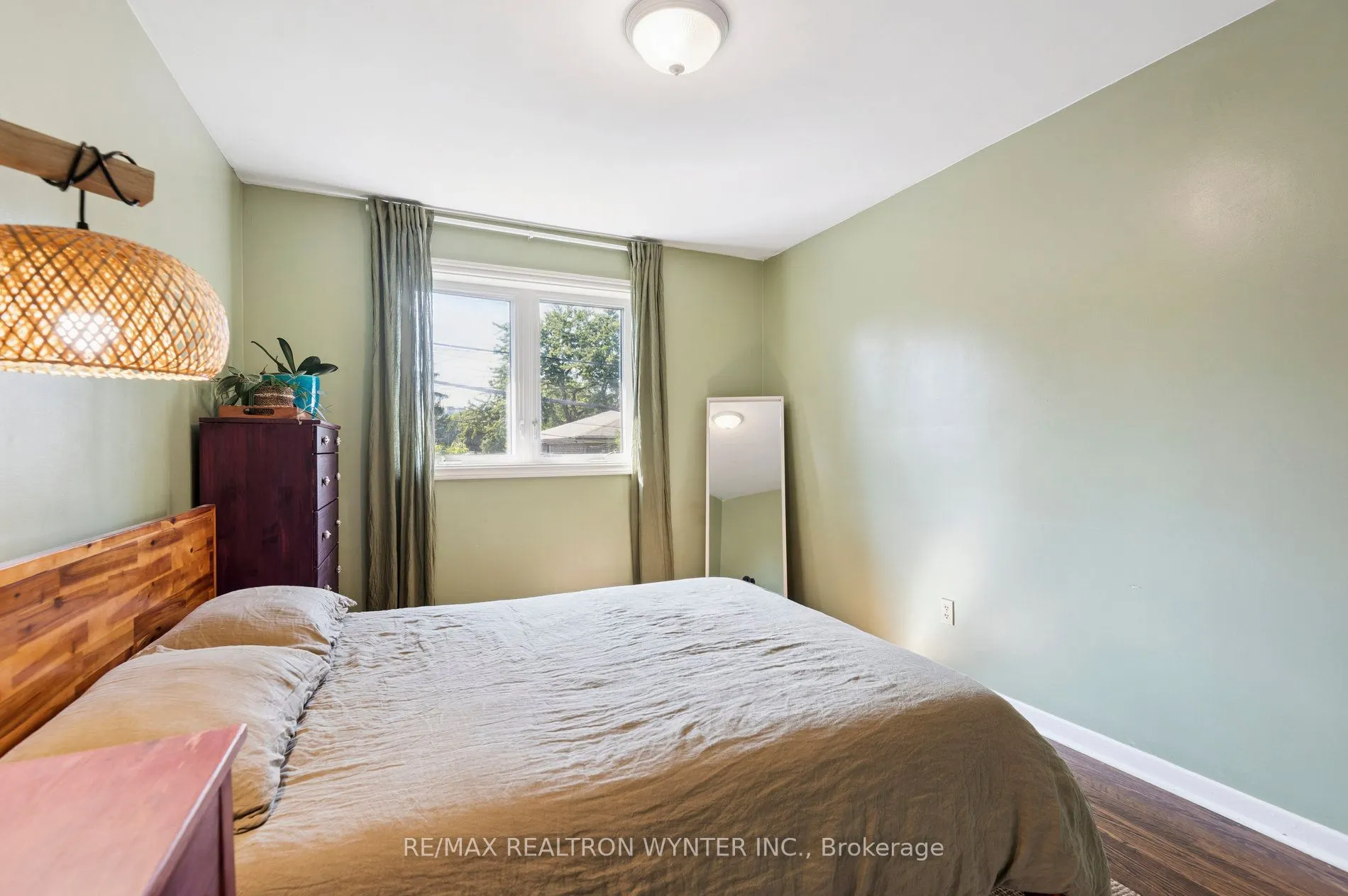 124 Fortrose Crescent