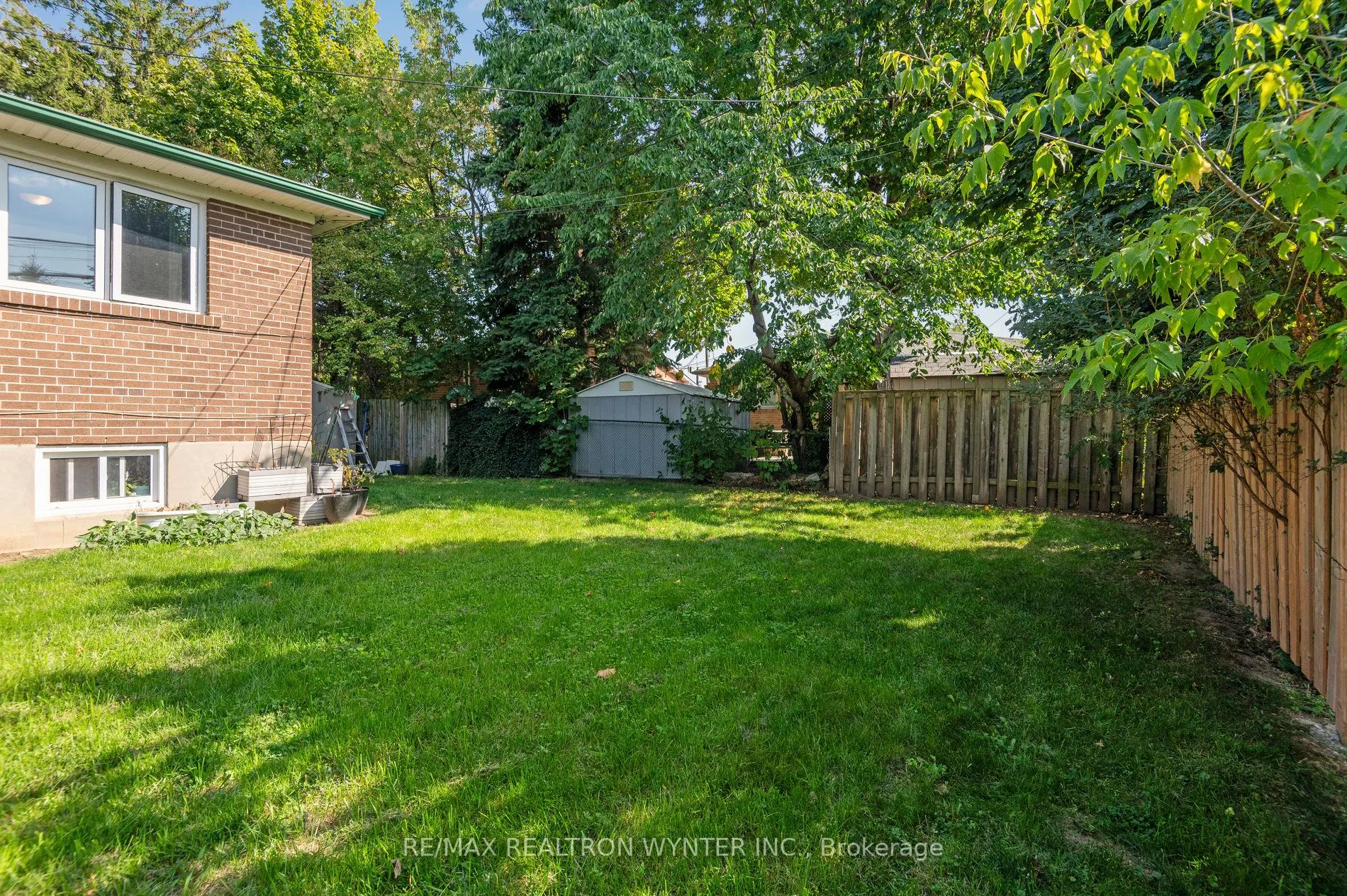 124 Fortrose Crescent