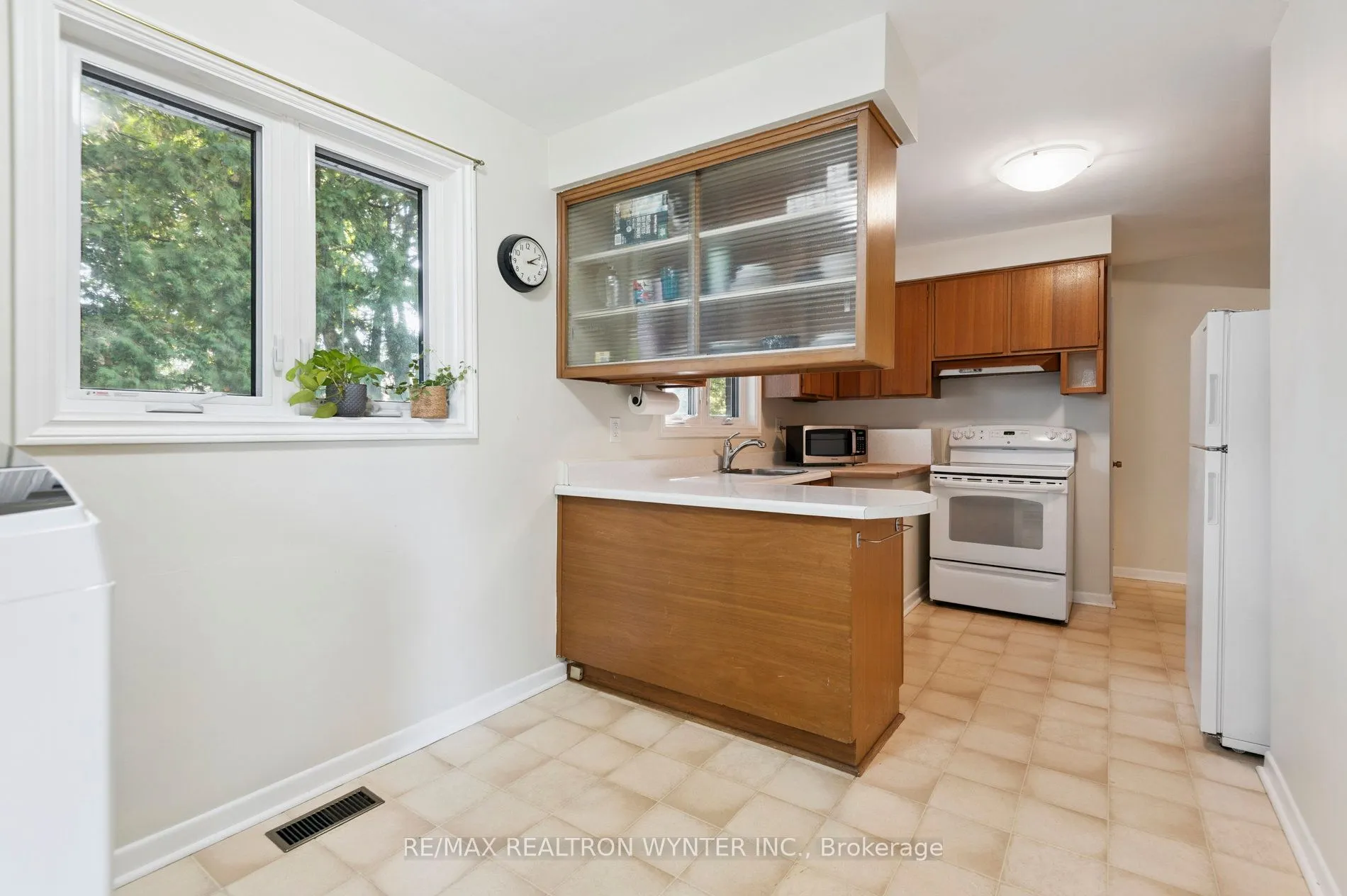 124 Fortrose Crescent