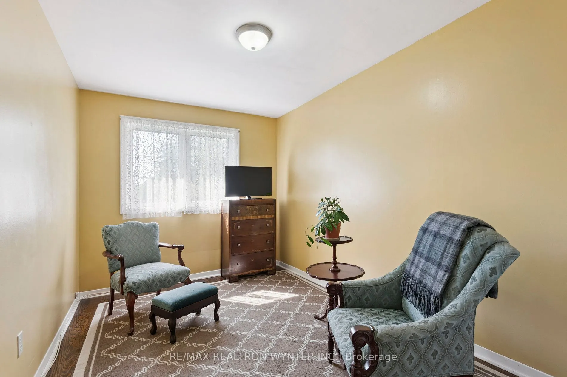 124 Fortrose Crescent