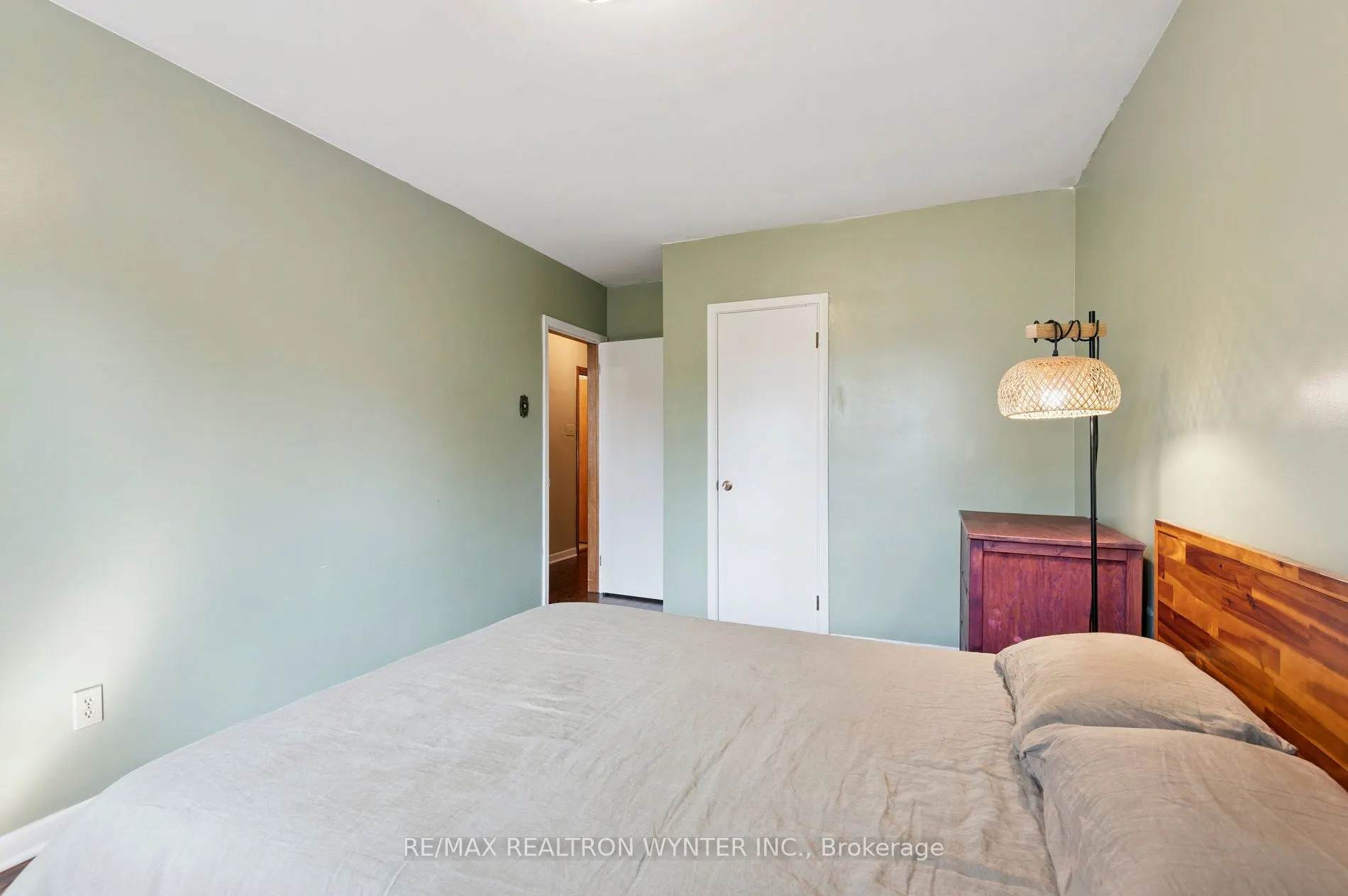 124 Fortrose Crescent