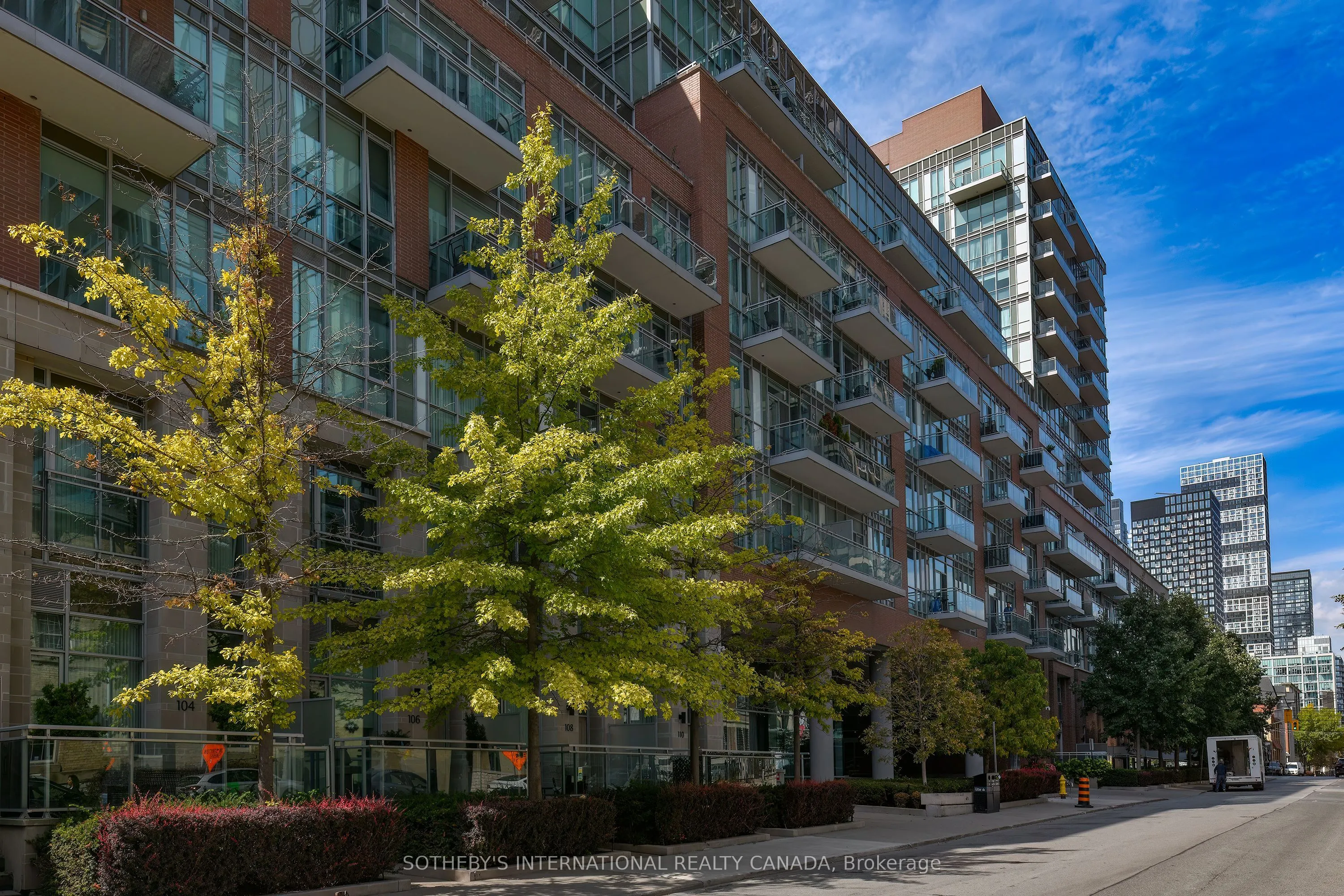 112 George Street, #301