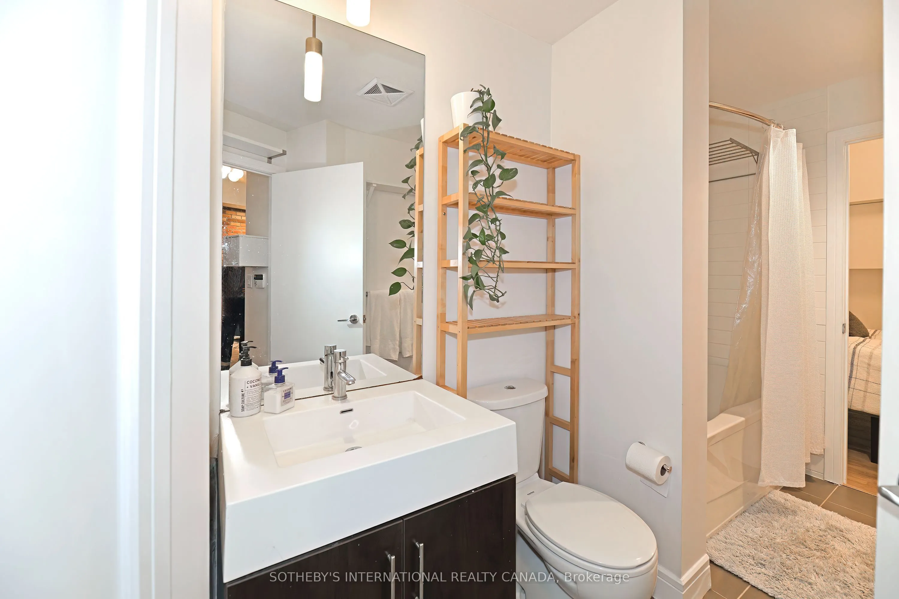 112 George Street, #301