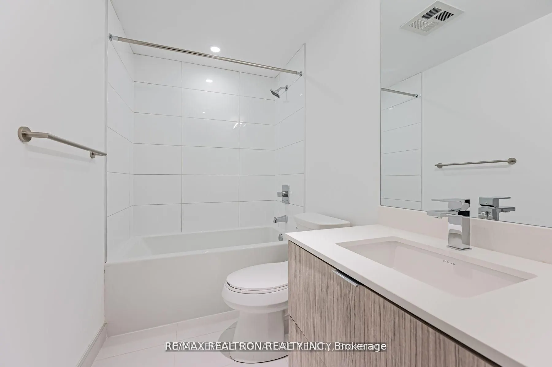 395 Bloor Street E, #1312