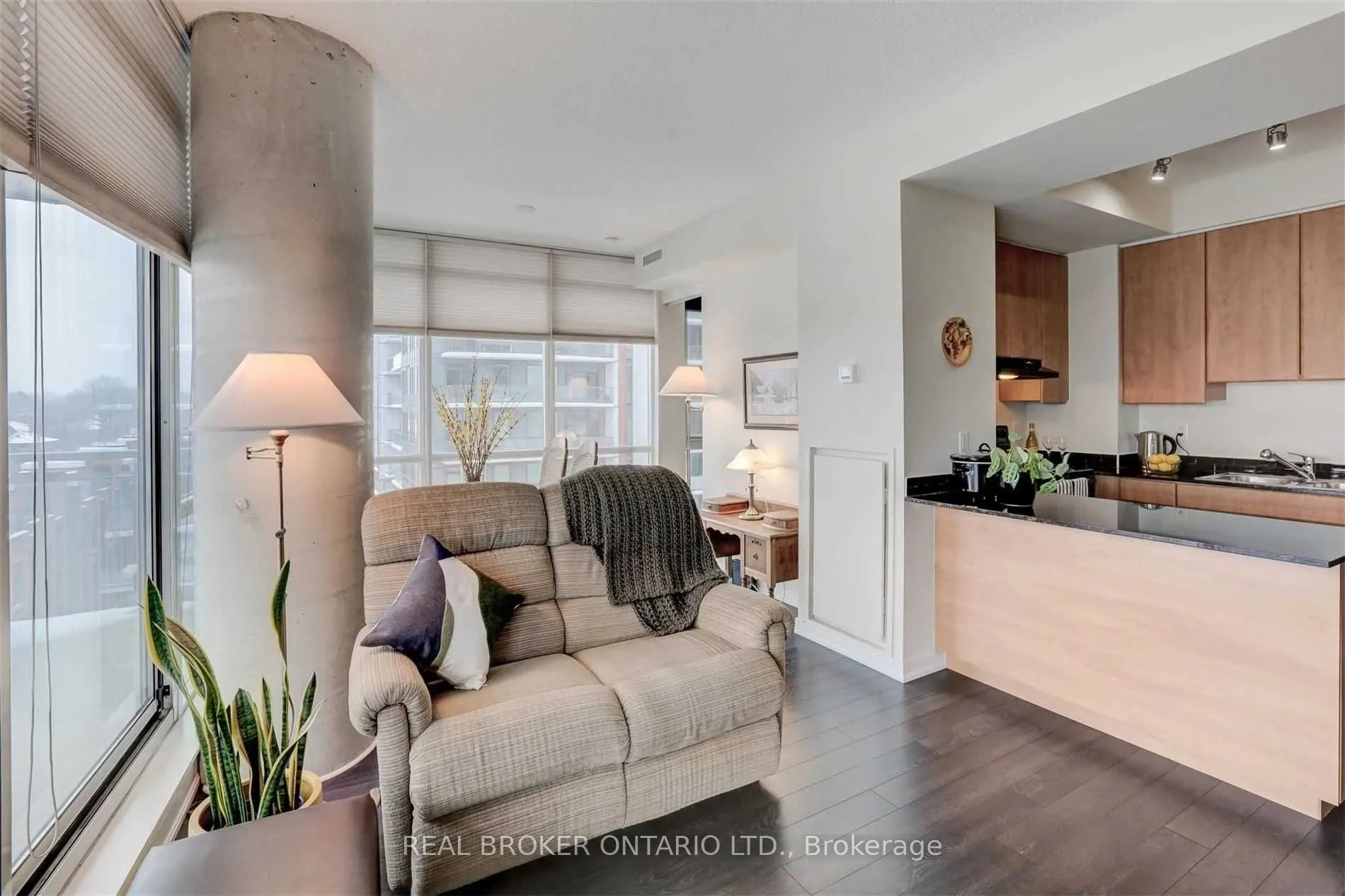 30 Canterbury Place, #702
