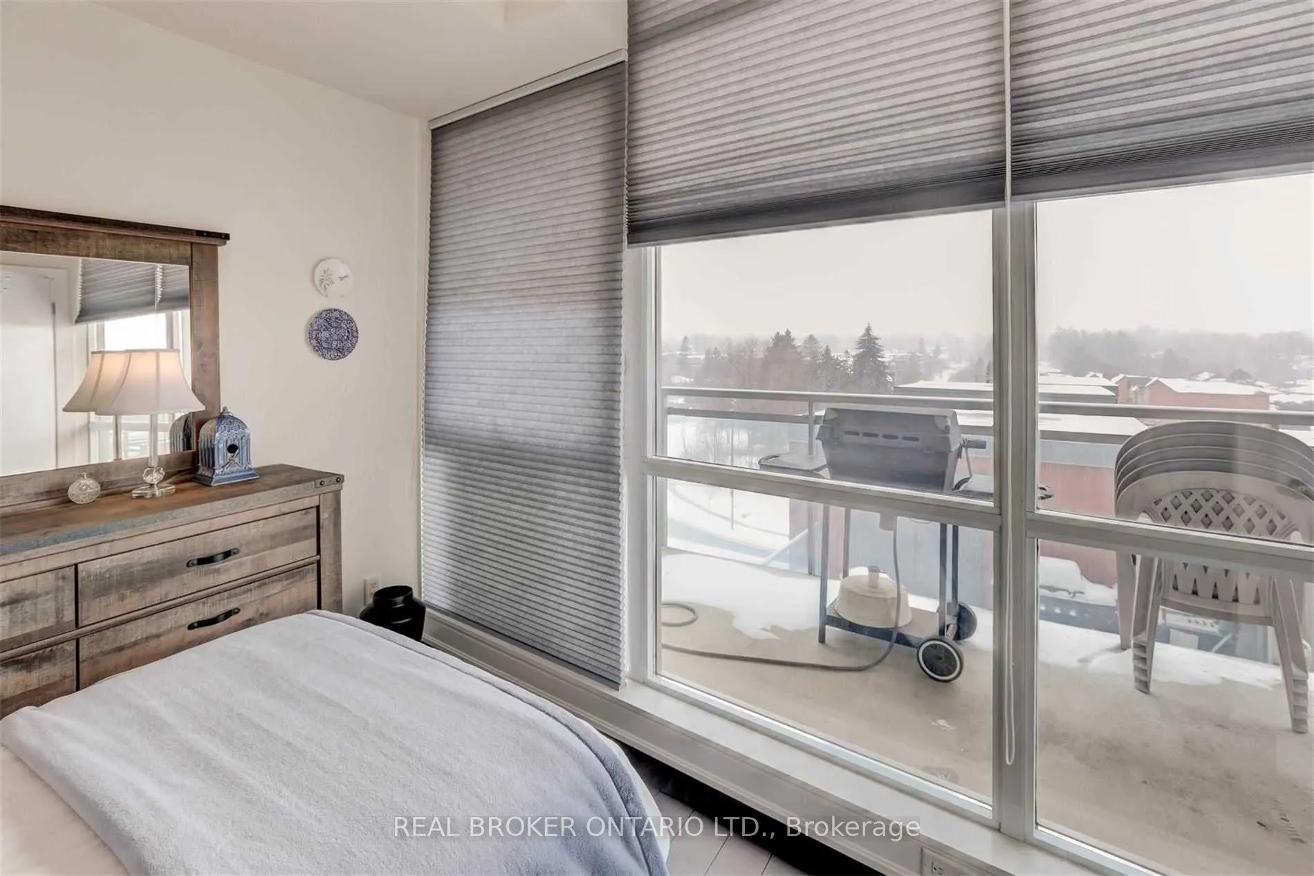 30 Canterbury Place, #702