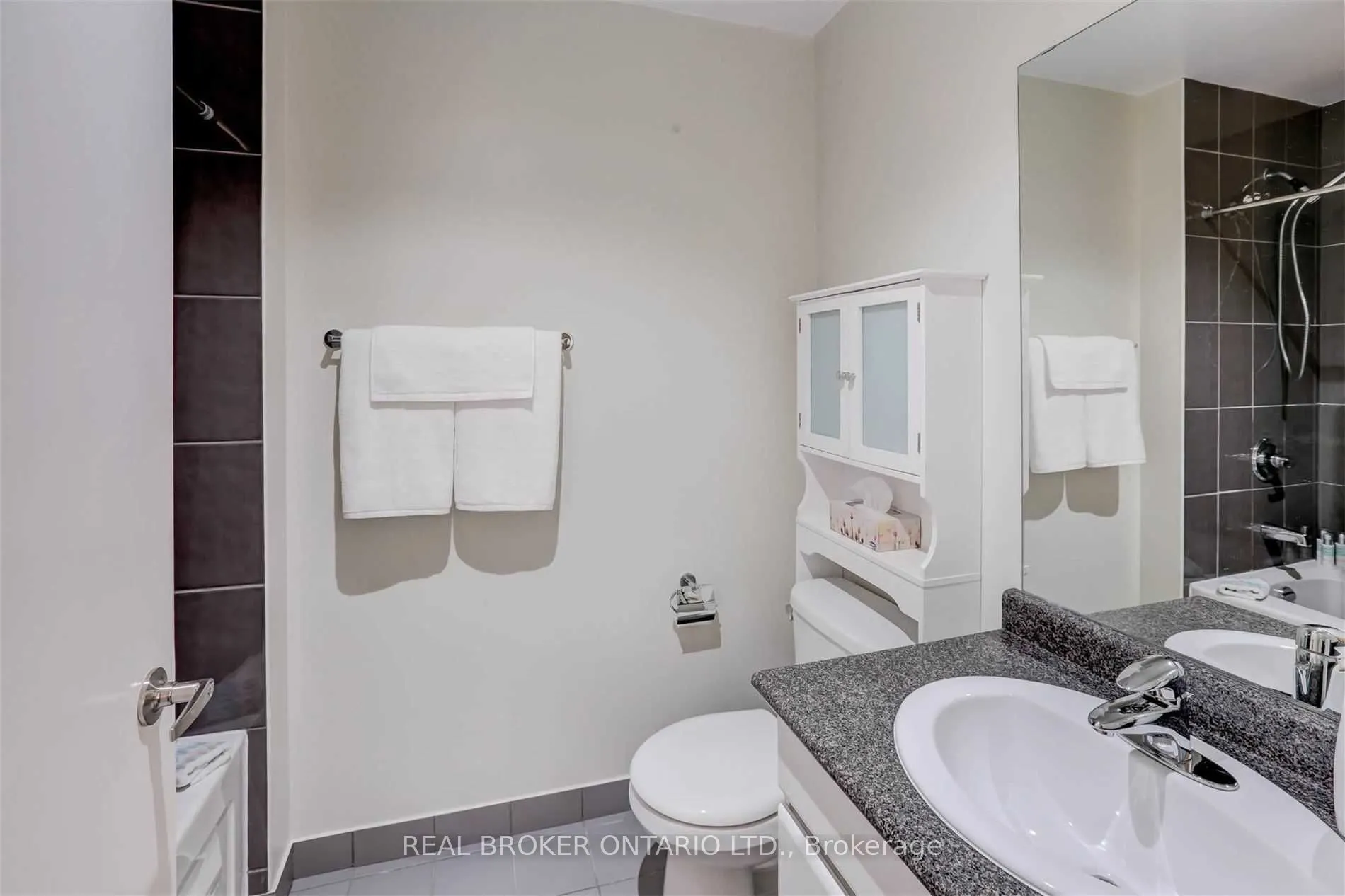 30 Canterbury Place, #702