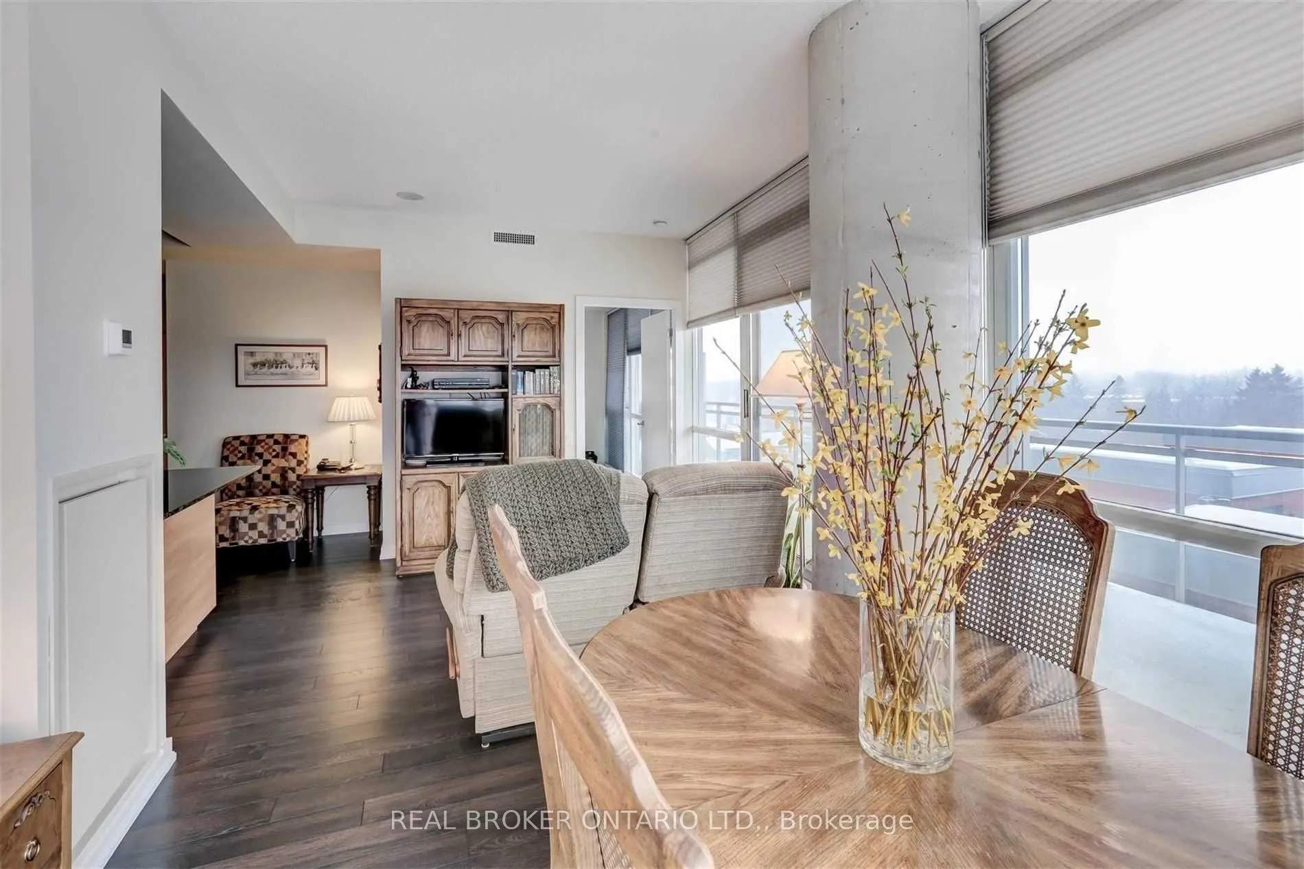 30 Canterbury Place, #702