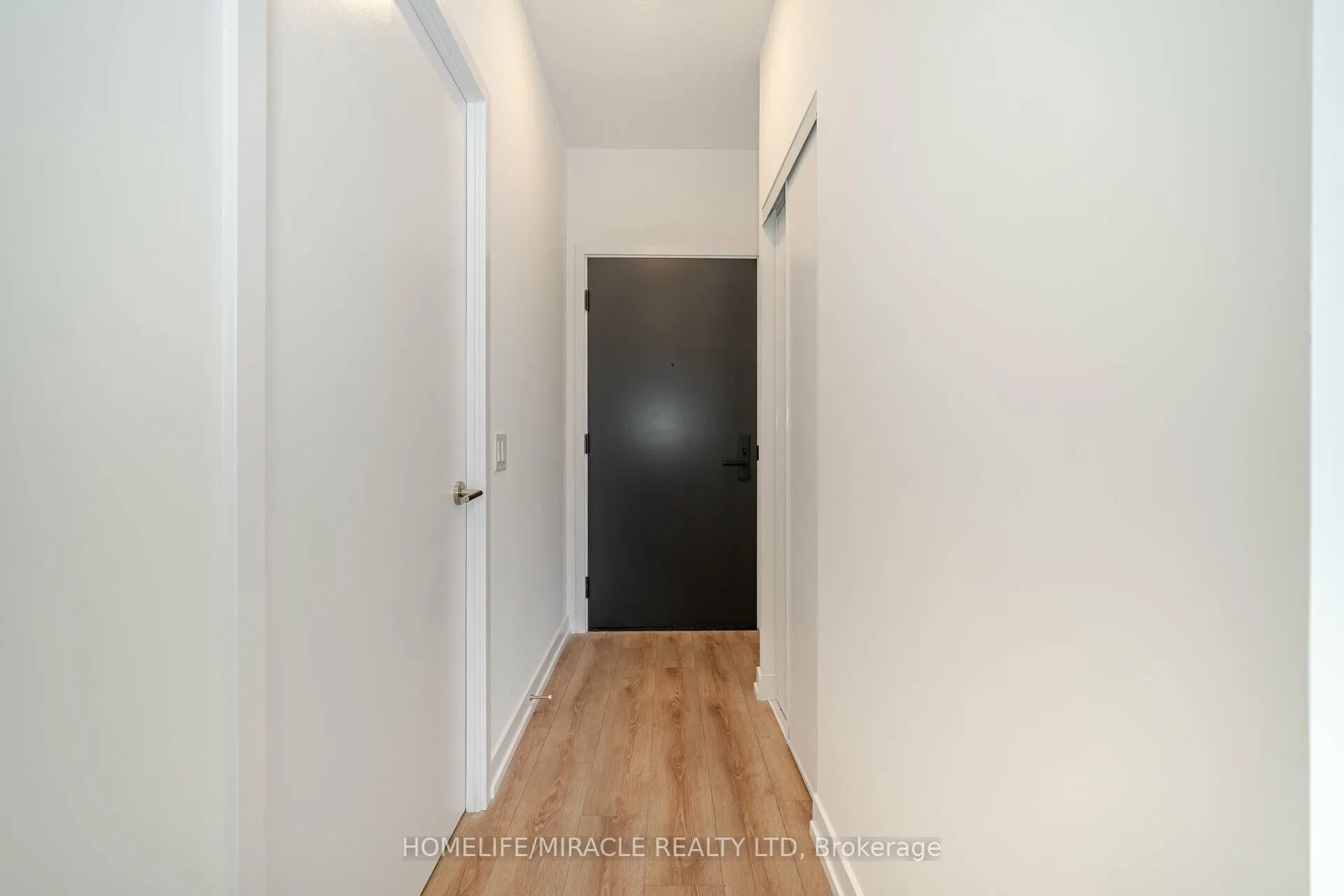 500 Dupont Street, #317