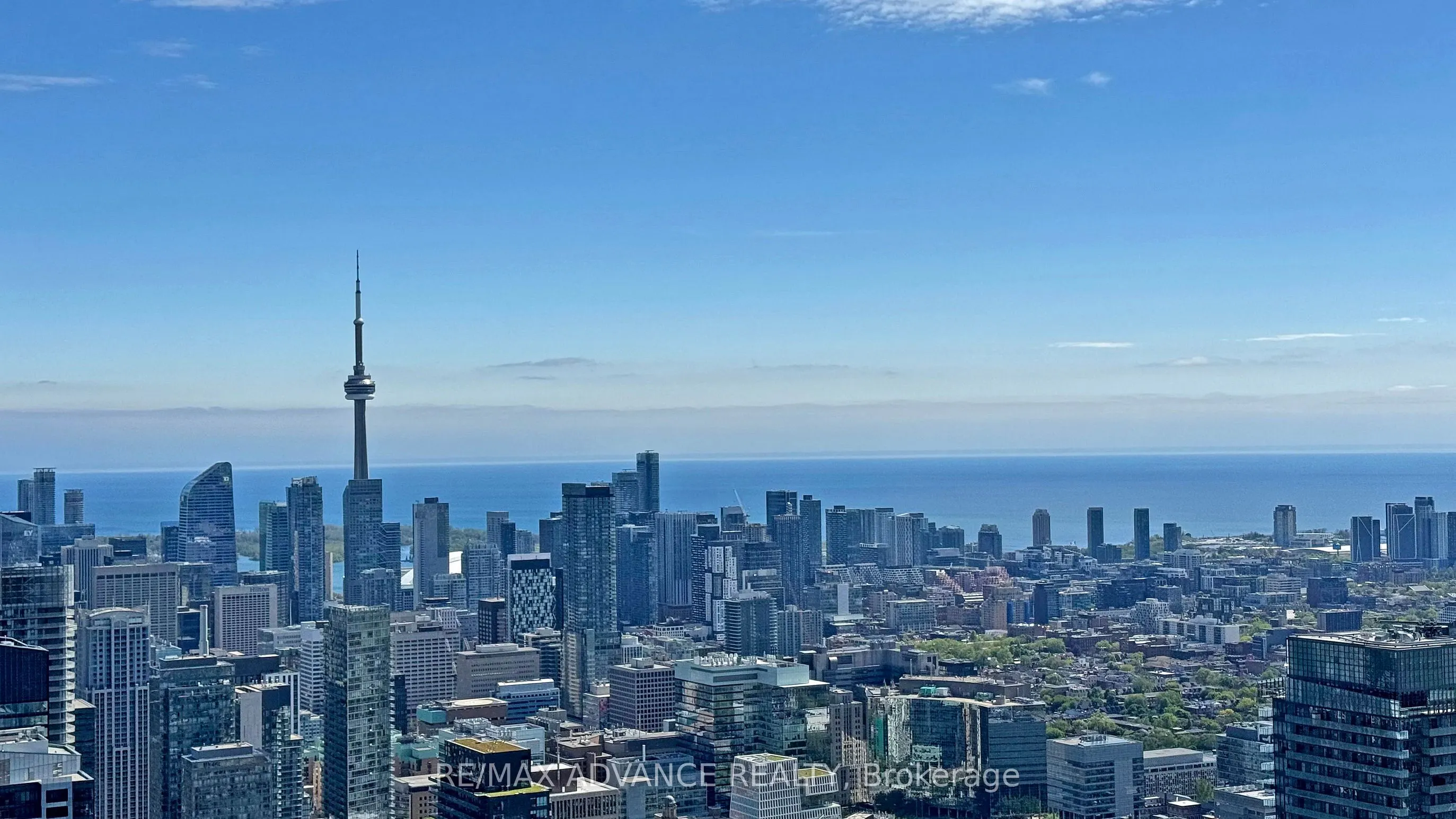 1 Bloor Street E, #6905