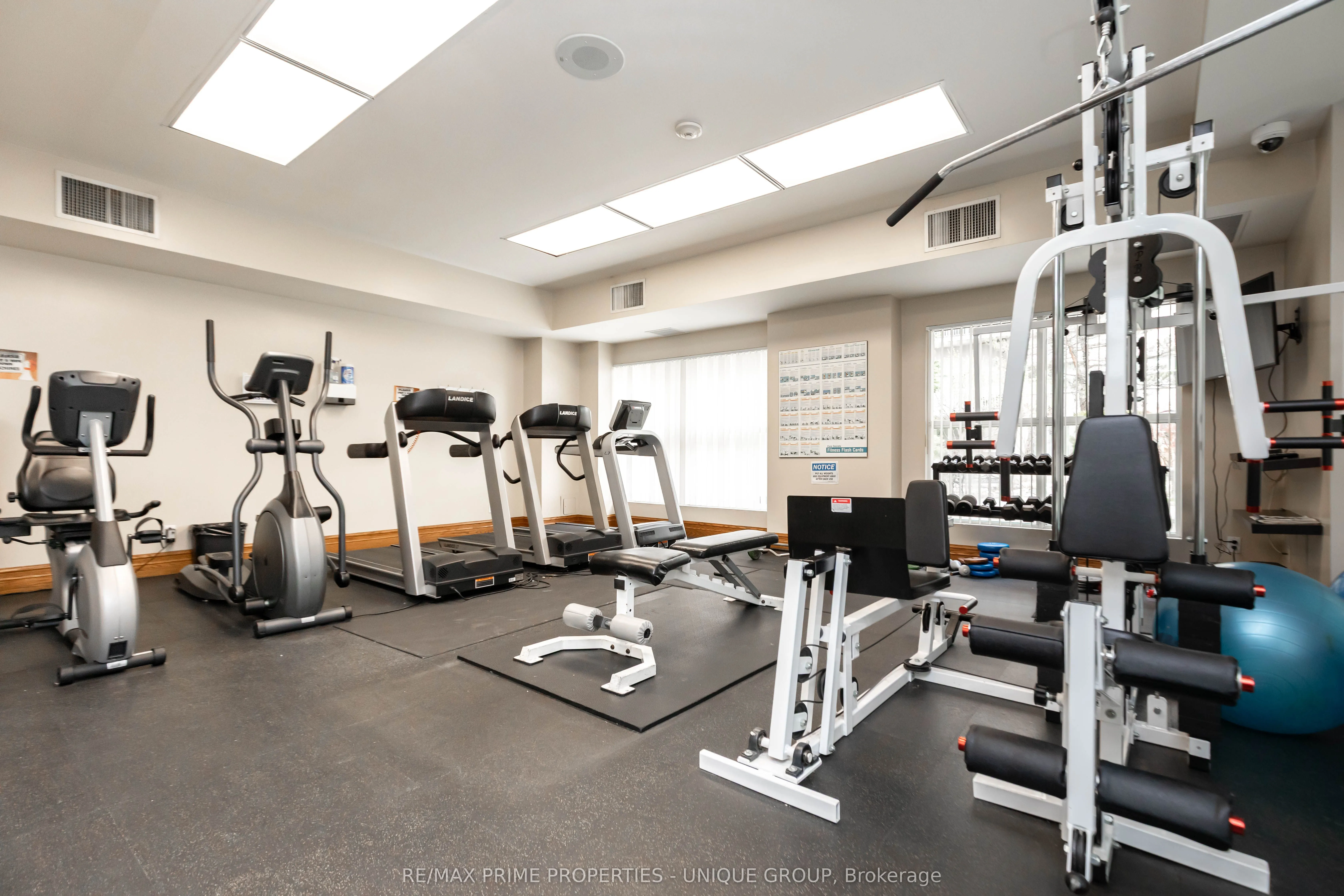 18 Concorde Place, #808