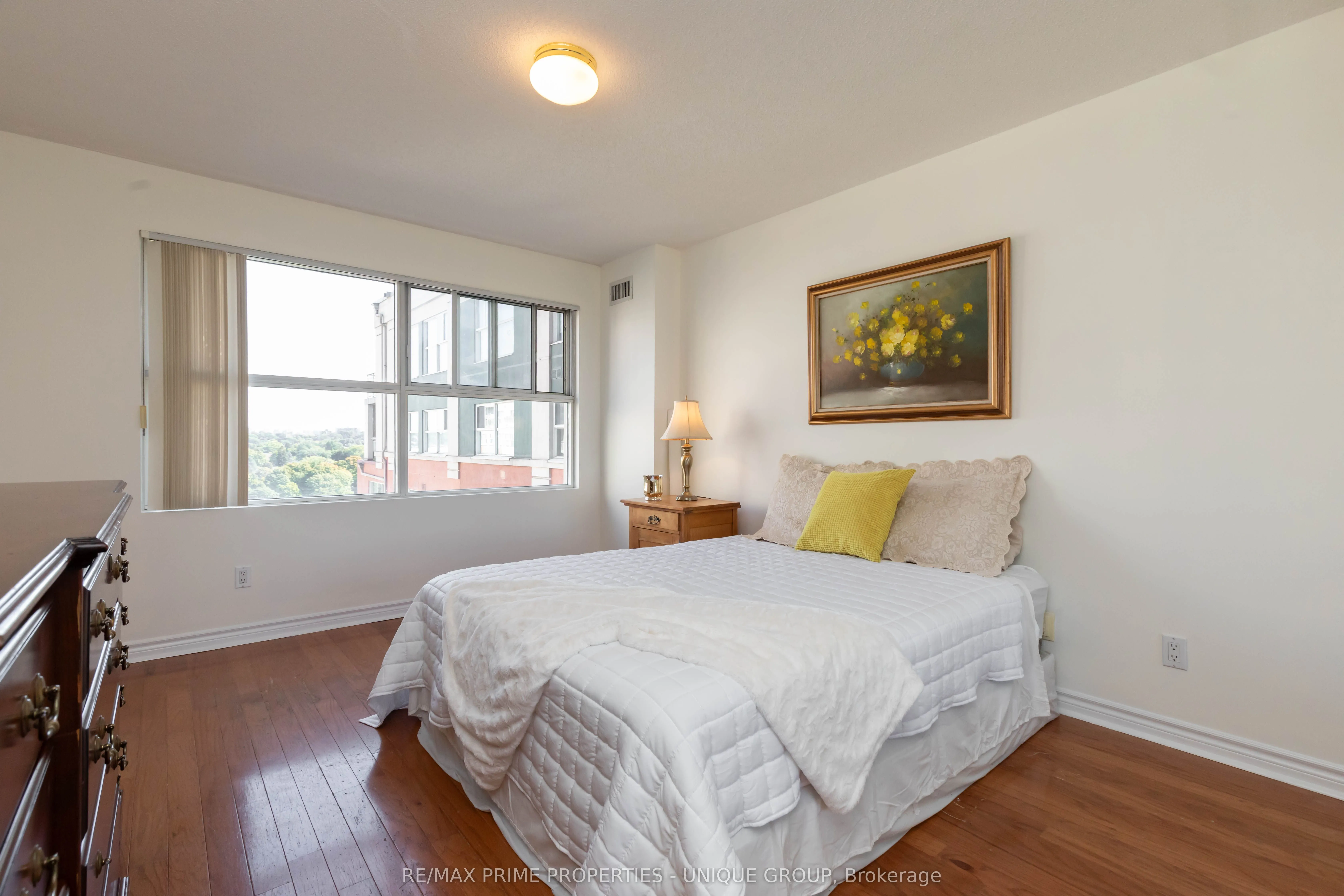 18 Concorde Place, #808