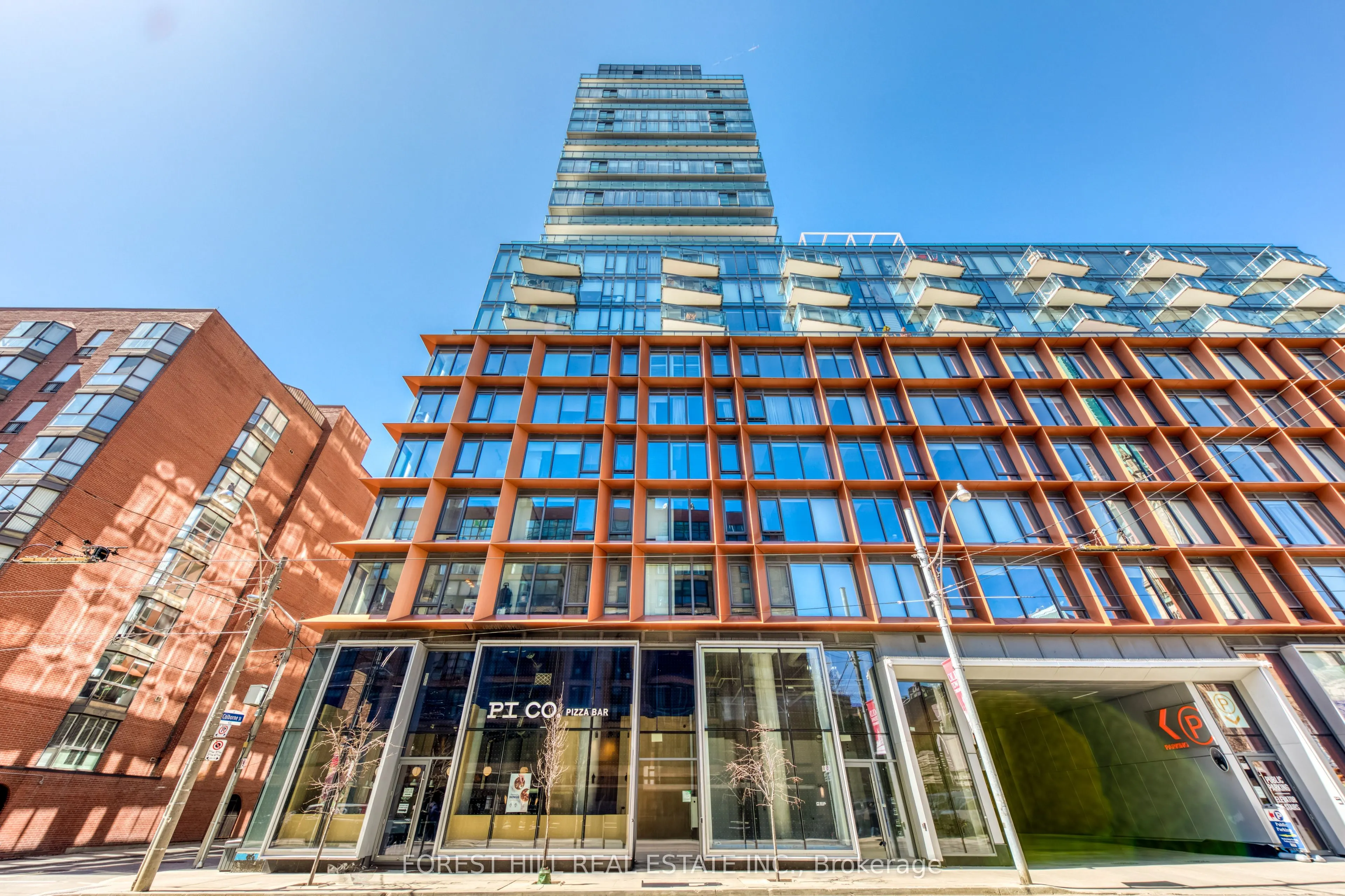 60 Colborne Street, #211