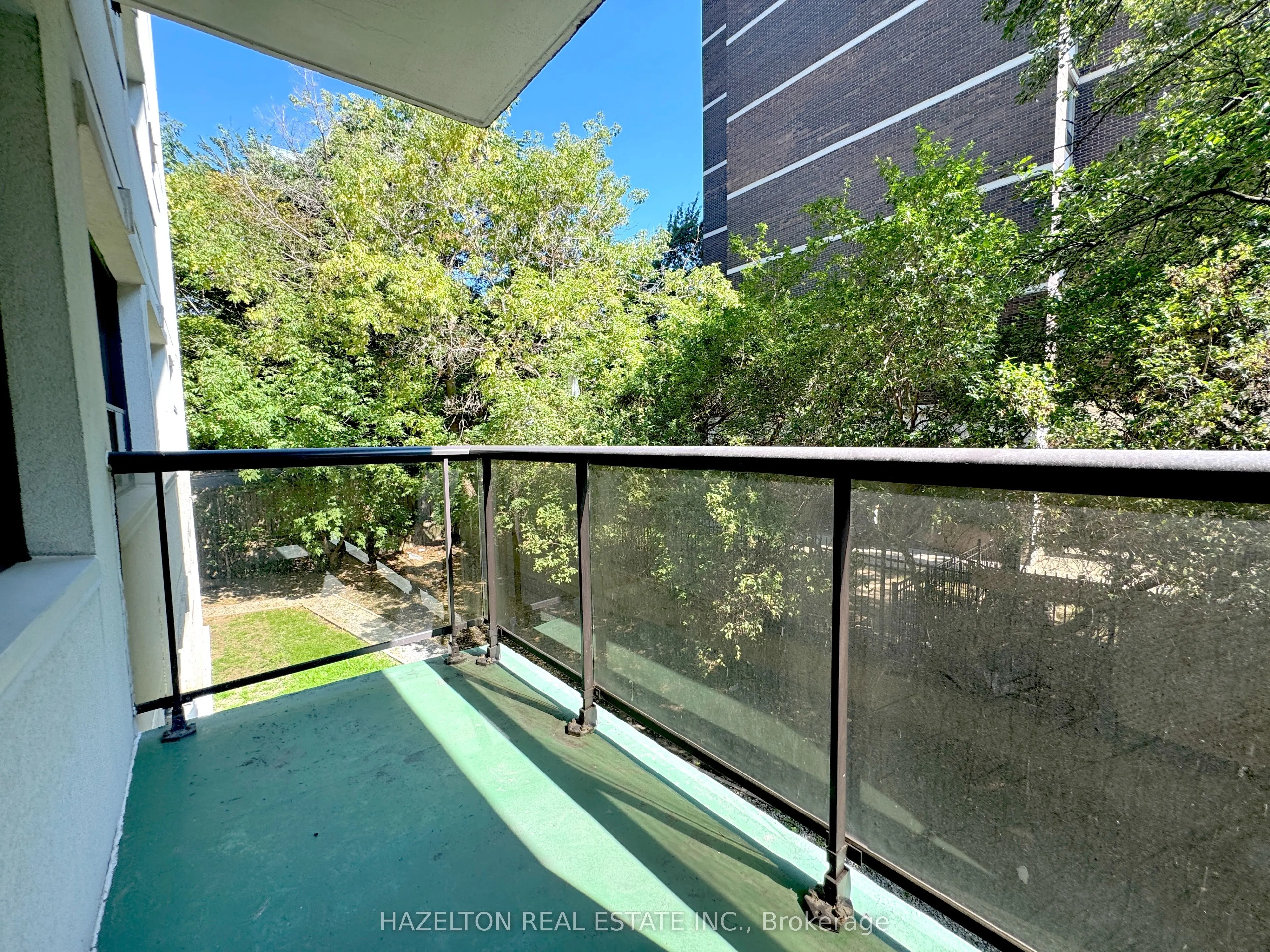 88 Wellesley Street E, #206