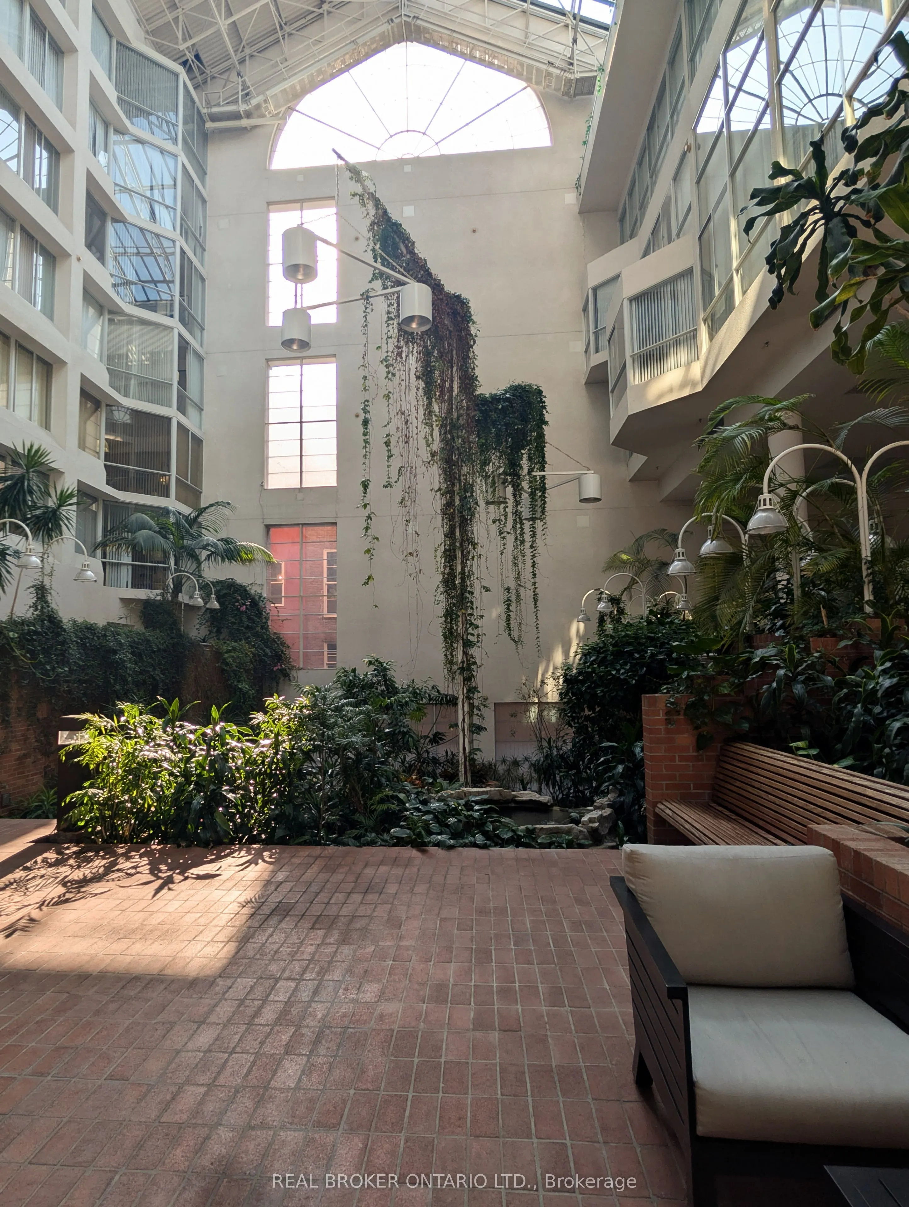 71 Front Street E, #604