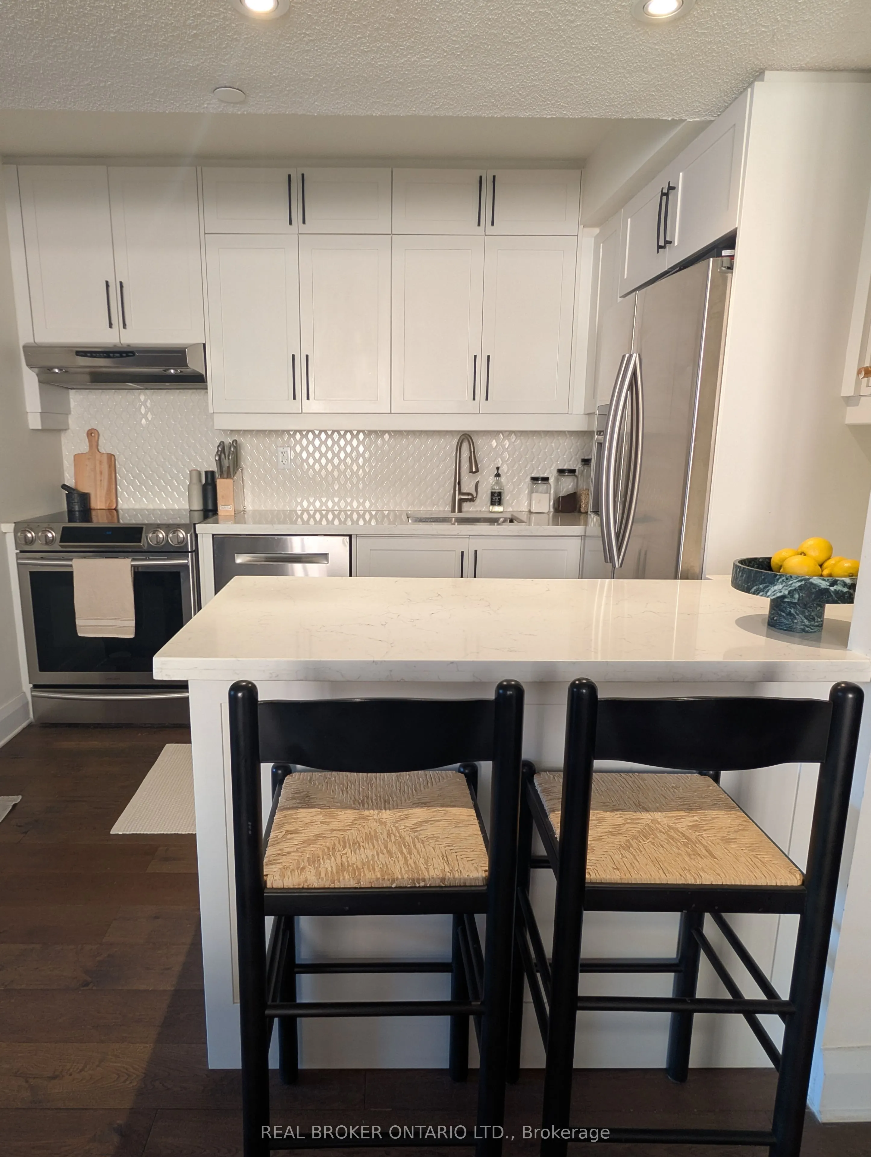 71 Front Street E, #604