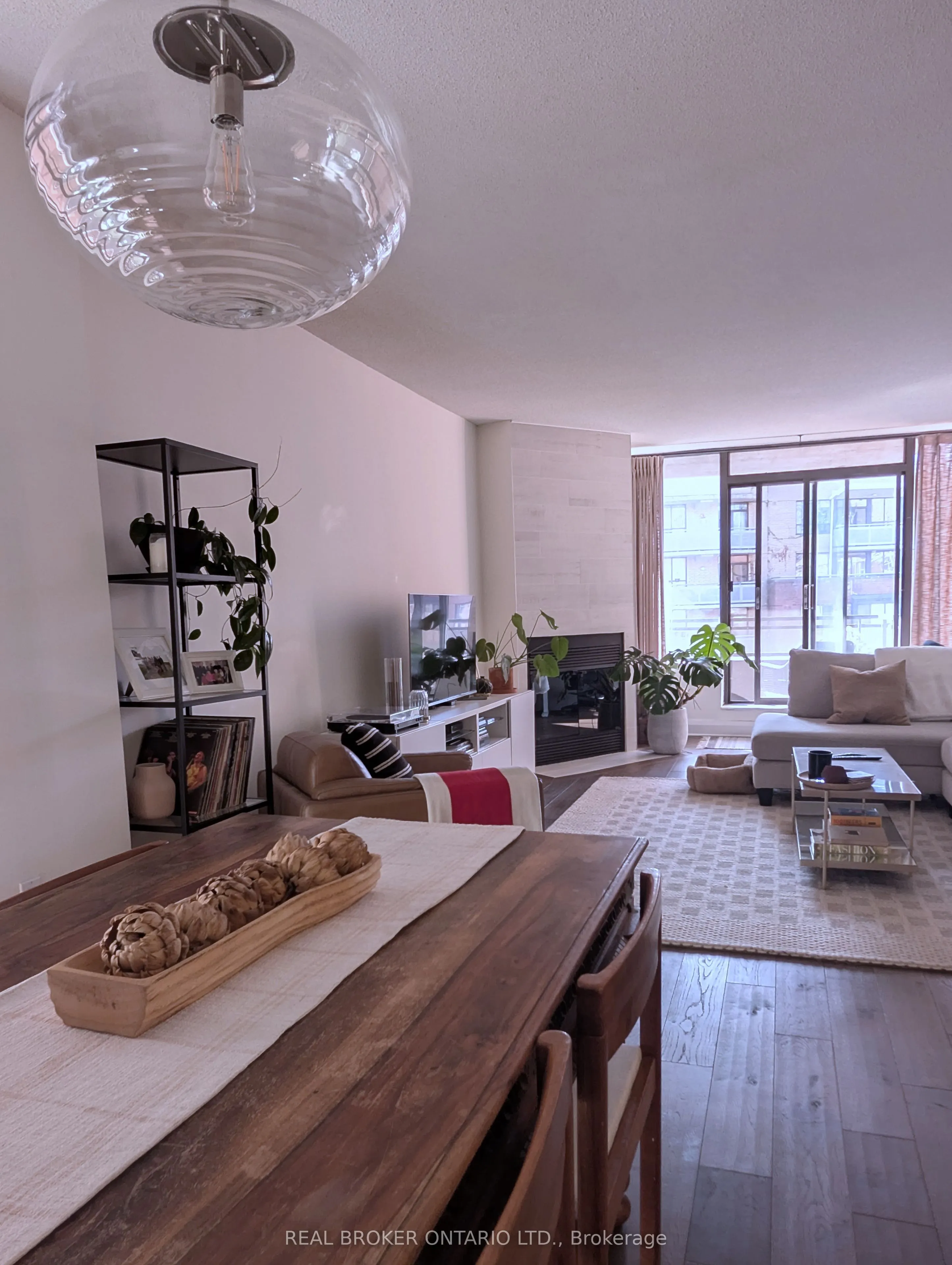 71 Front Street E, #604