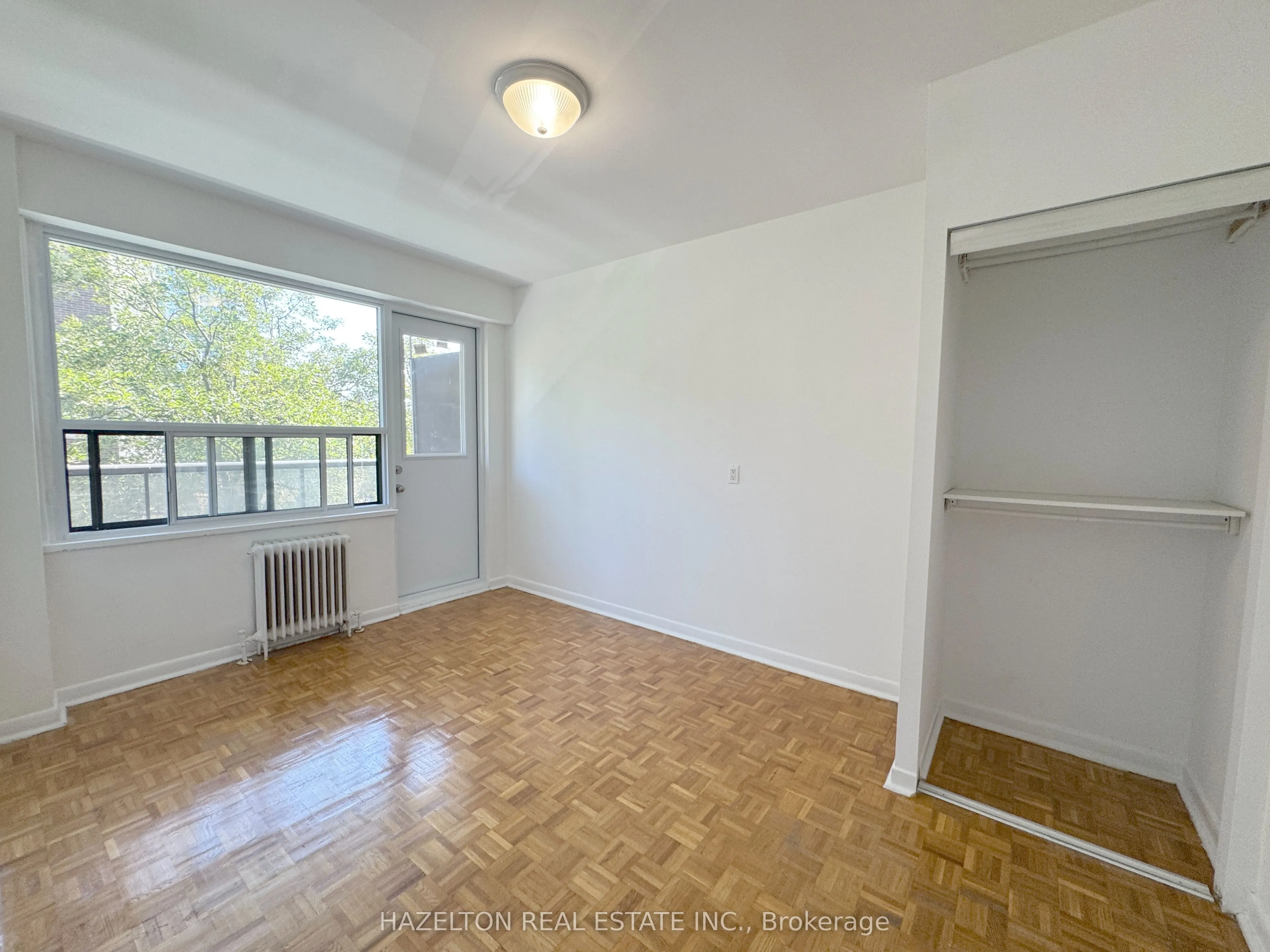 88 Wellesley Street E, #406