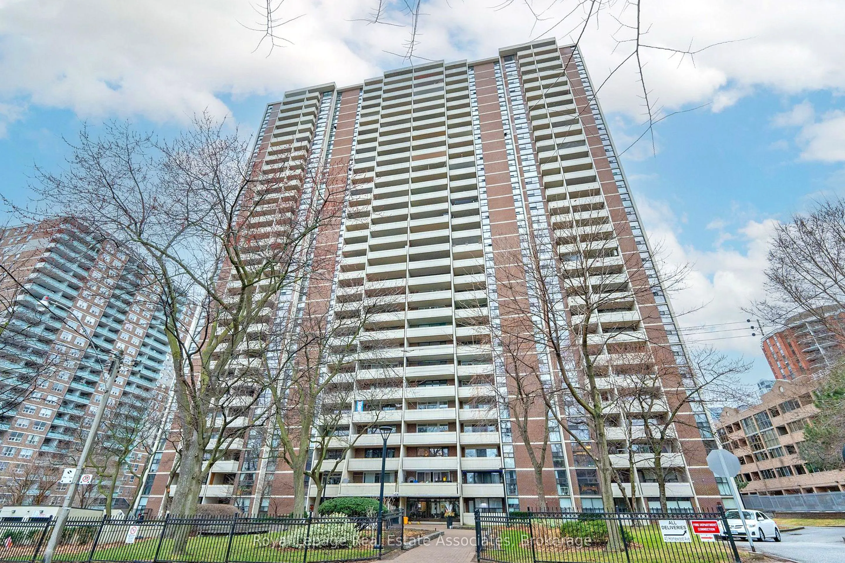 40 Homewood Avenue, #1711
