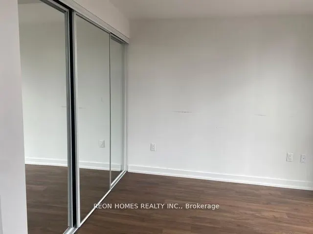 158 Front Street E, #520
