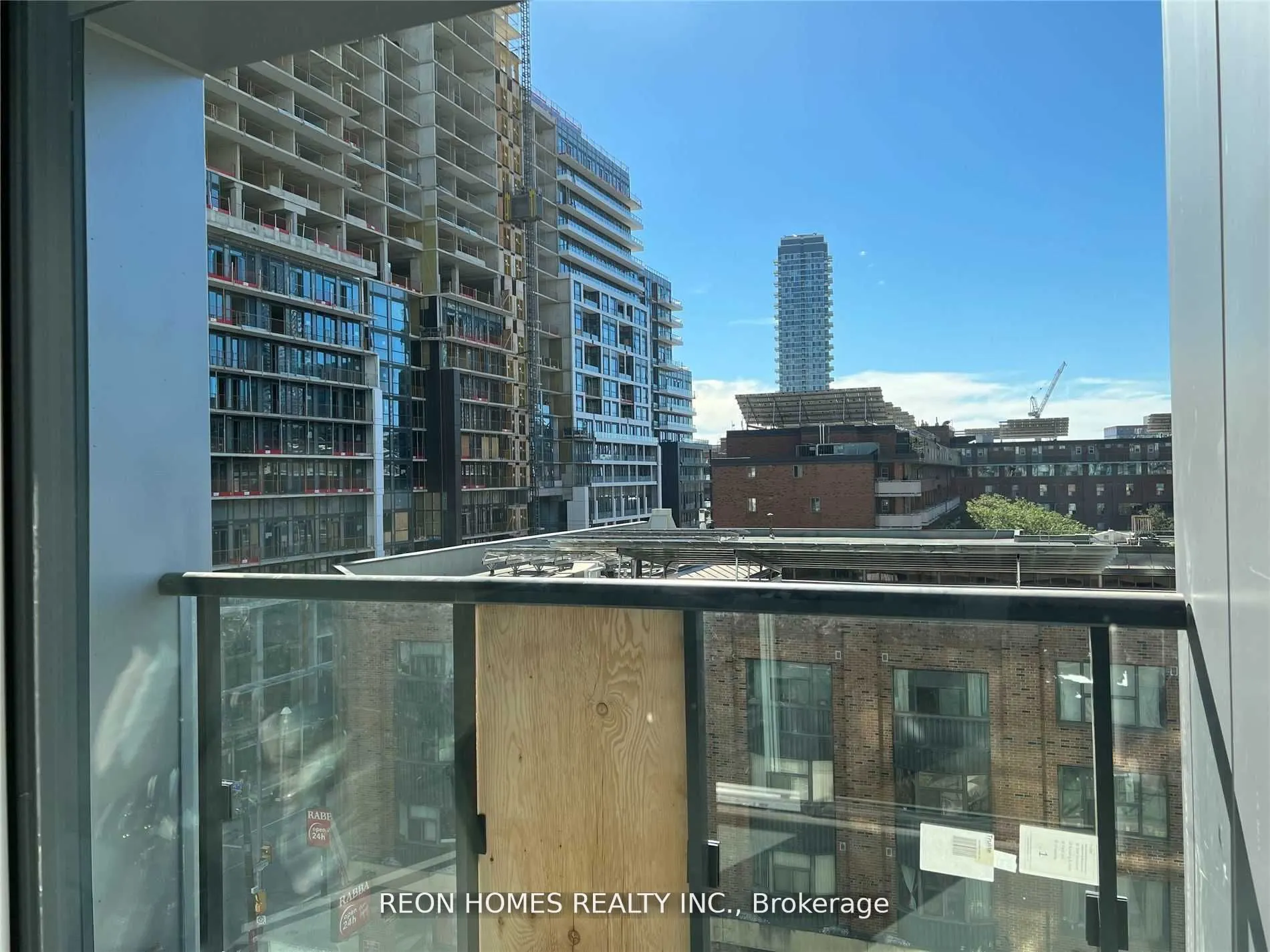 158 Front Street E, #520