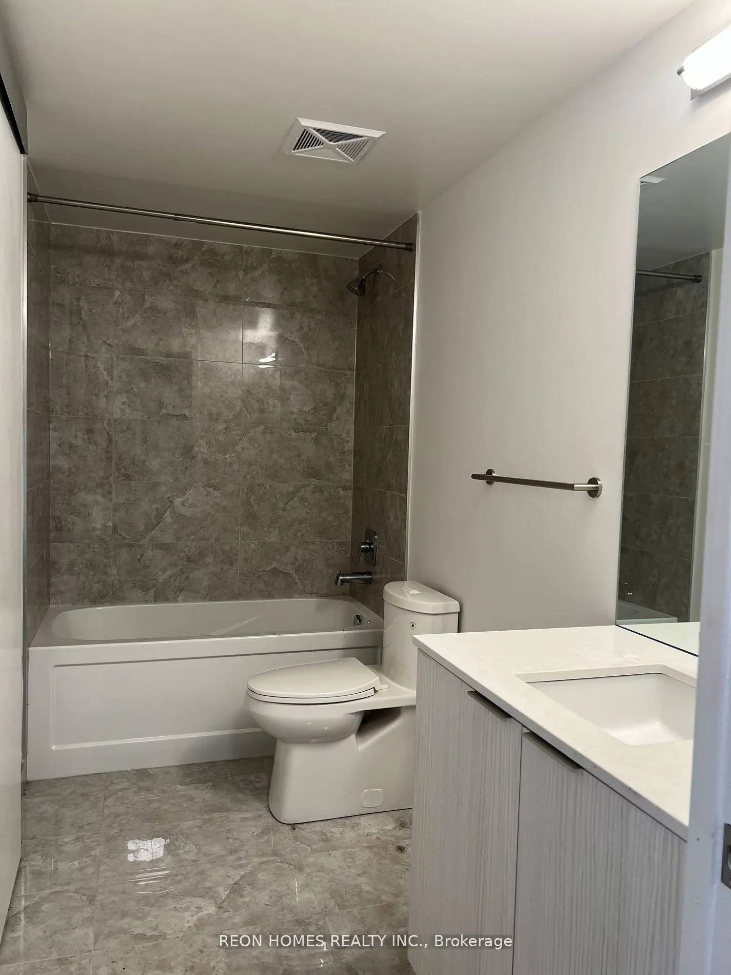 158 Front Street E, #520
