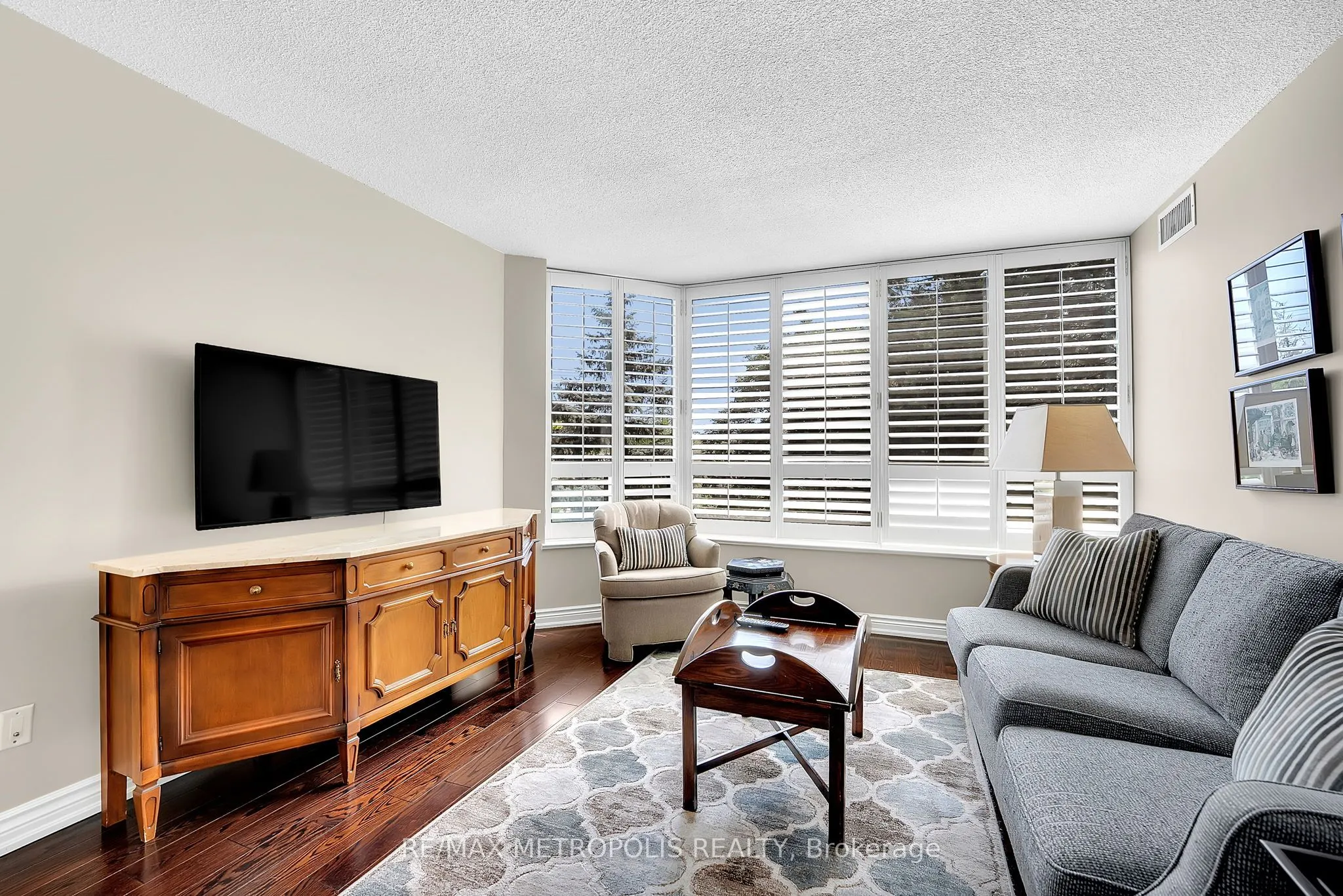 3181 Bayview Avenue, #308
