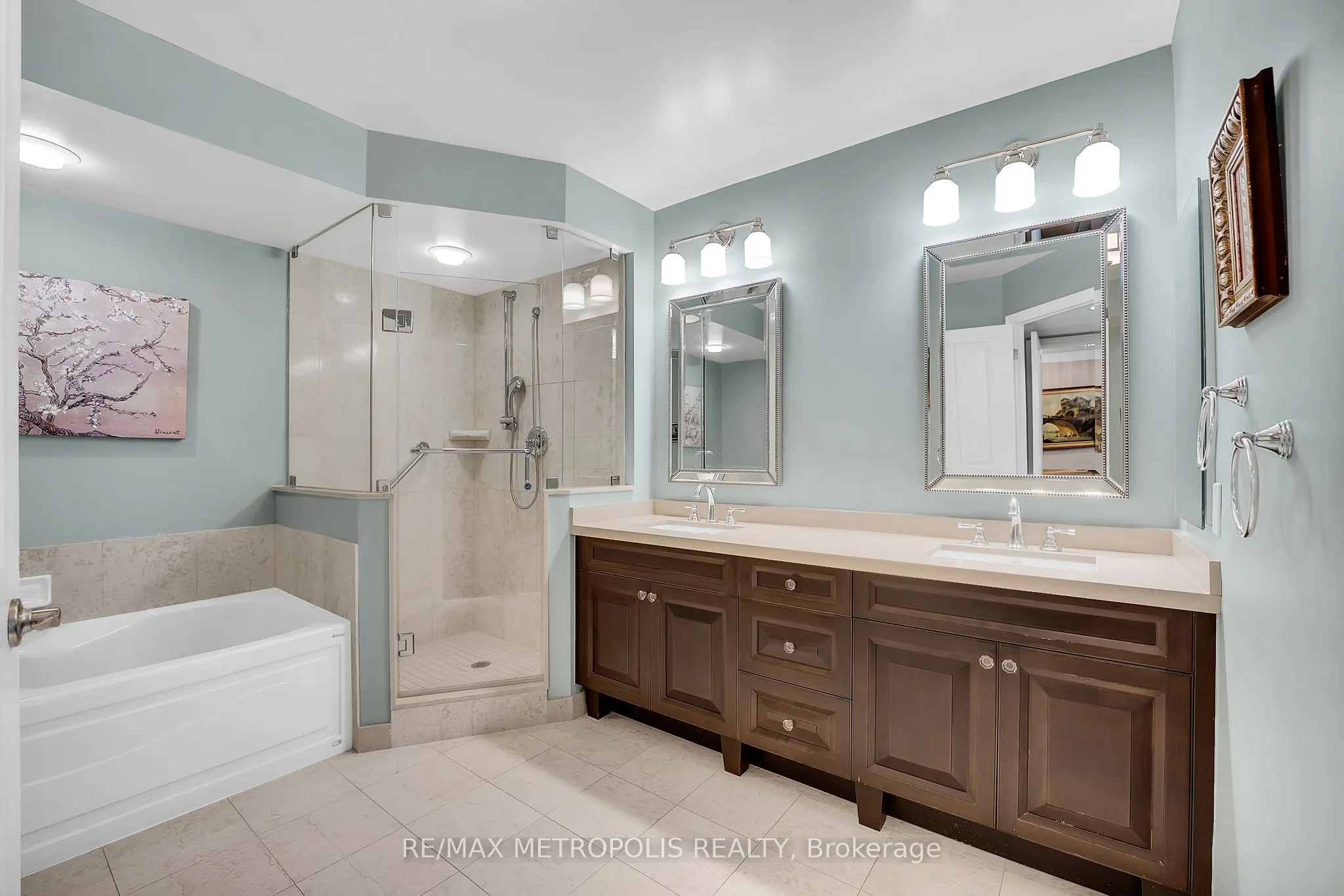 3181 Bayview Avenue, #308