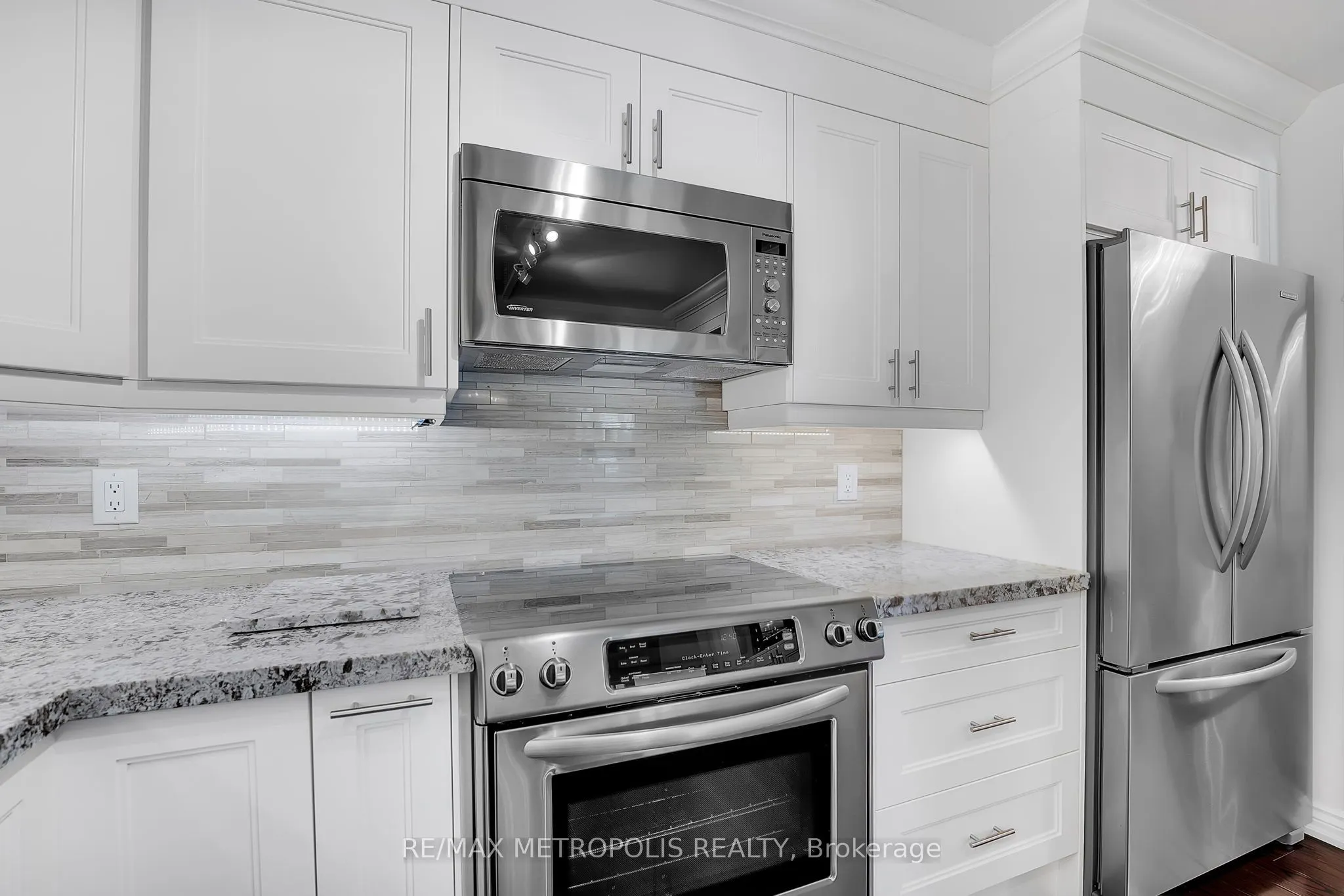 3181 Bayview Avenue, #308