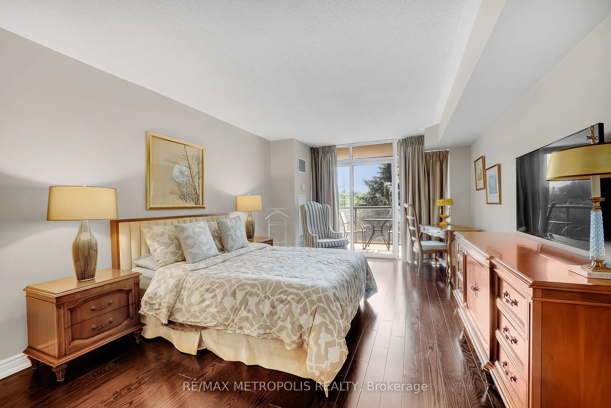 3181 Bayview Avenue, #308