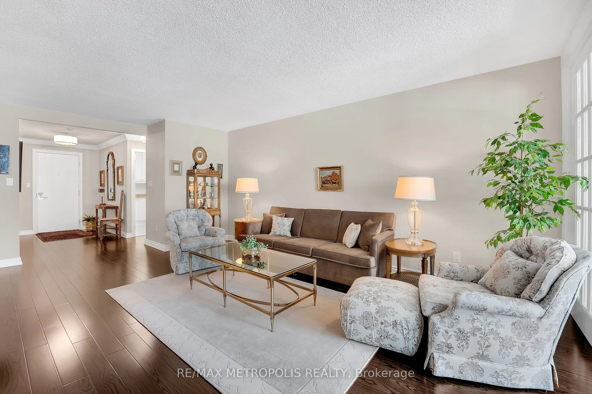 3181 Bayview Avenue, #308