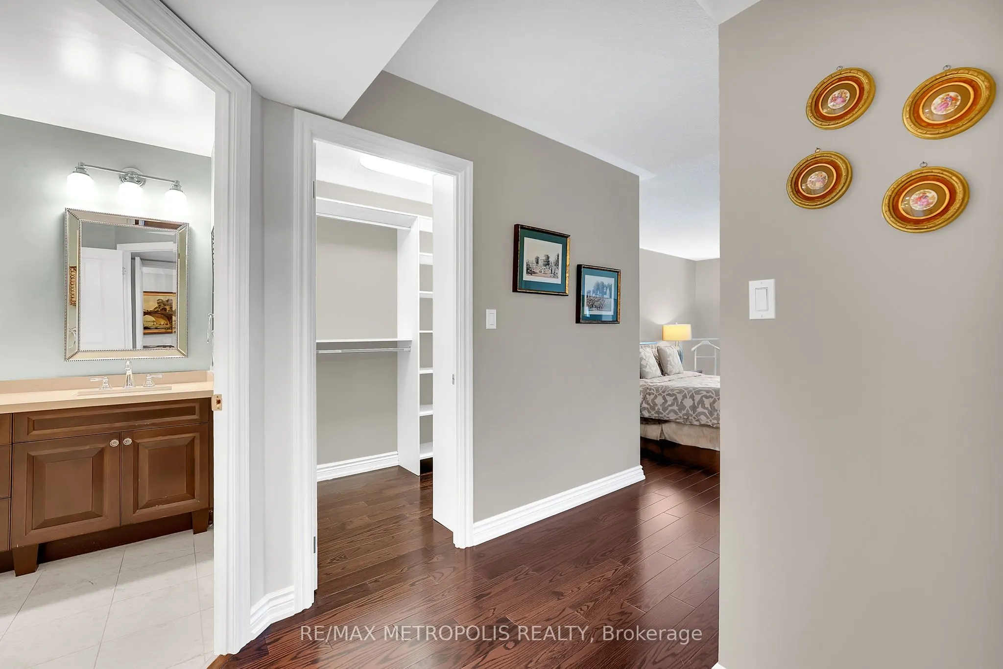 3181 Bayview Avenue, #308