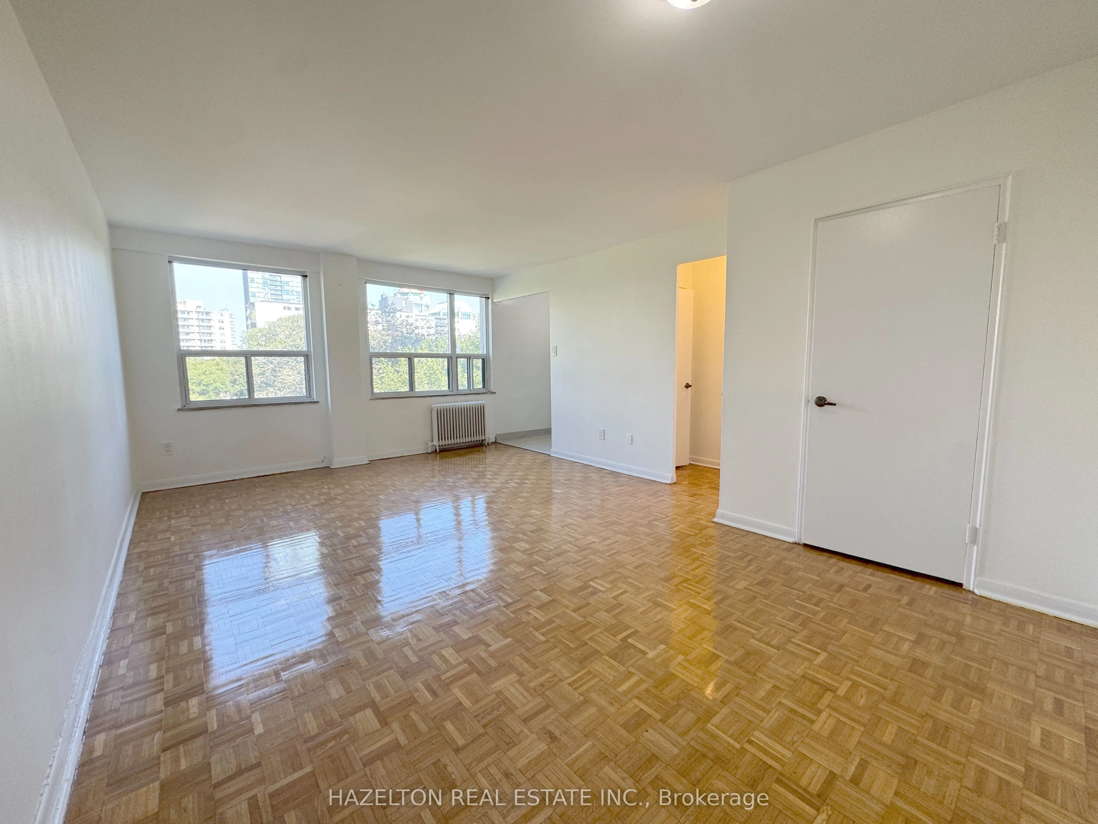 88 Wellesley Street E, #605