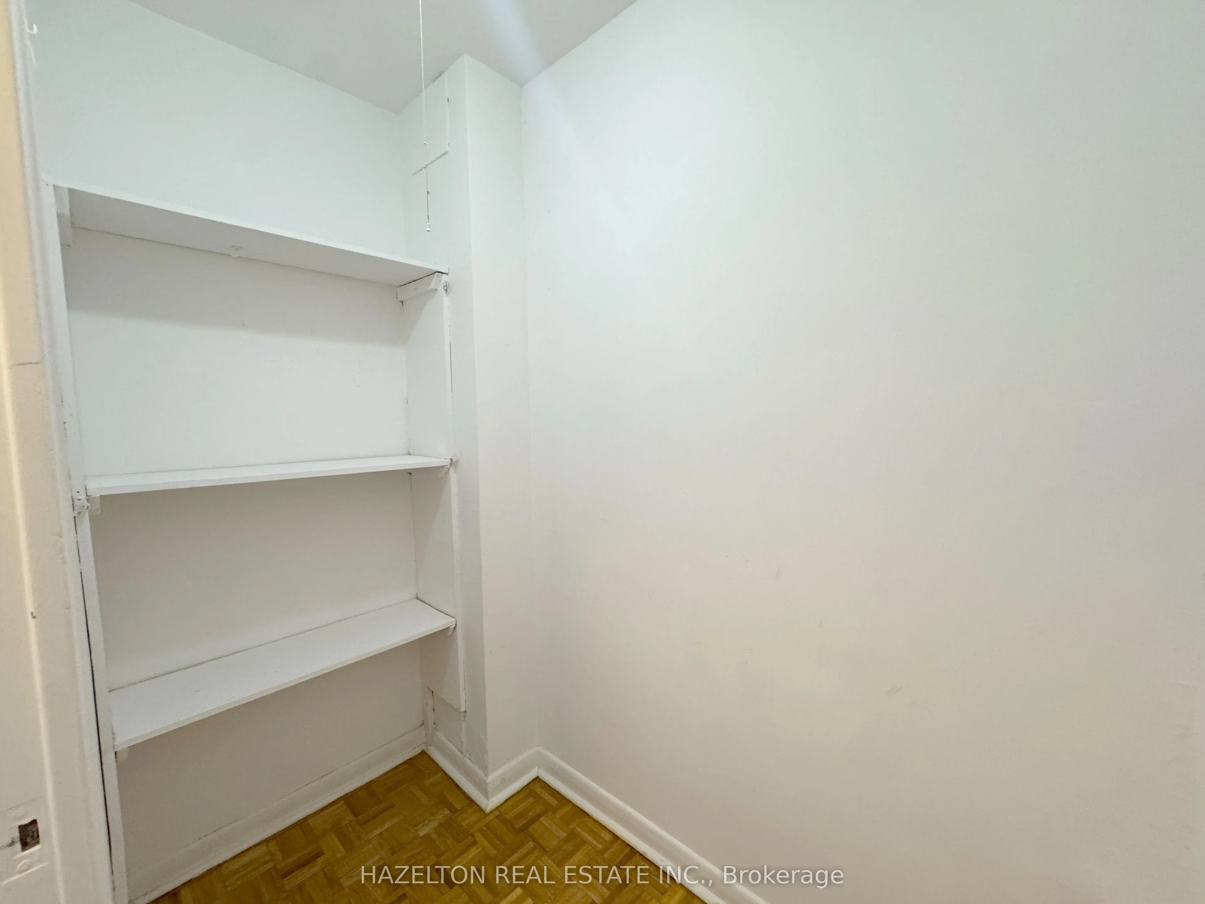 88 Wellesley Street E, #605