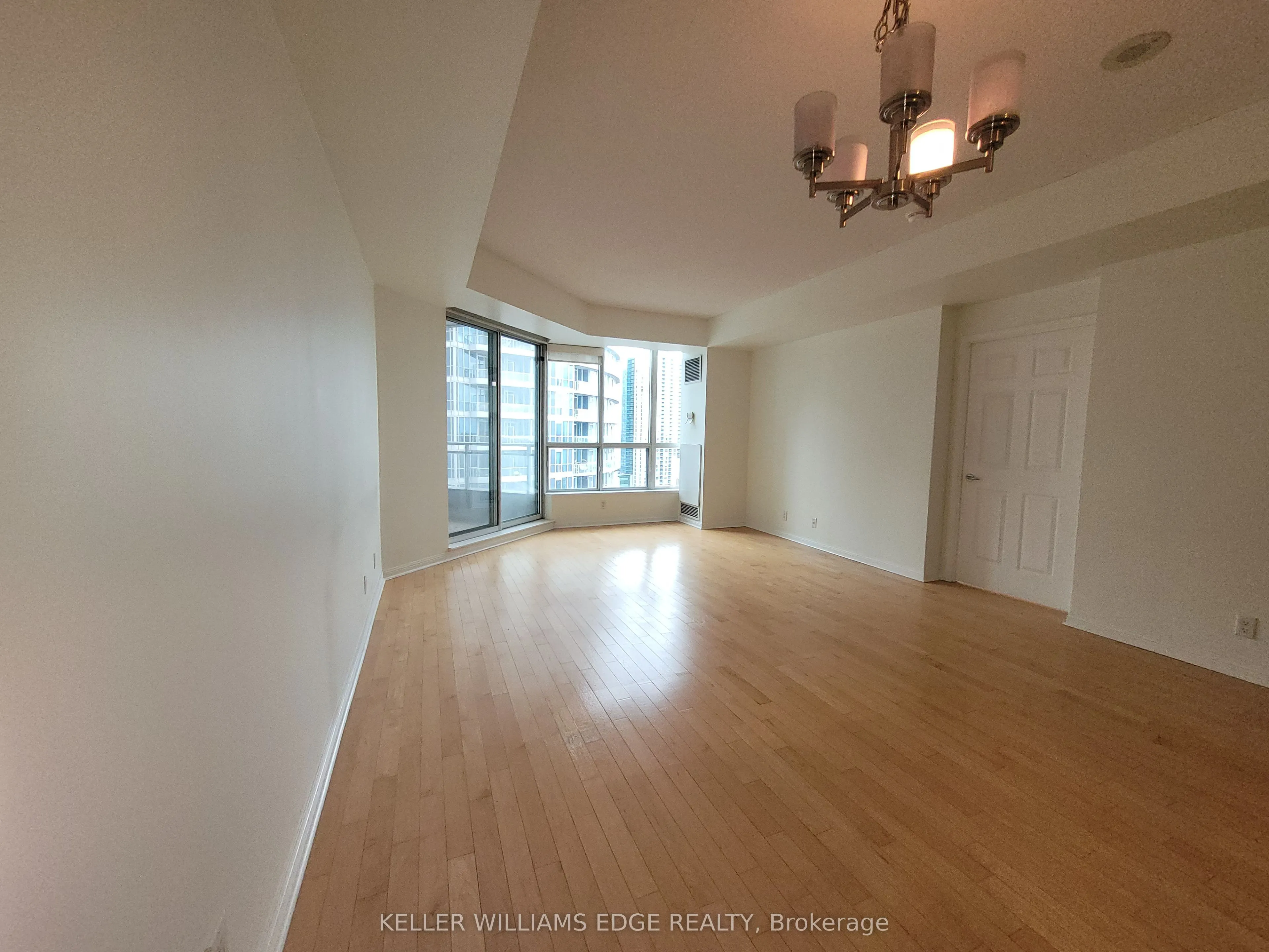 228 Queens Quay W, #2203