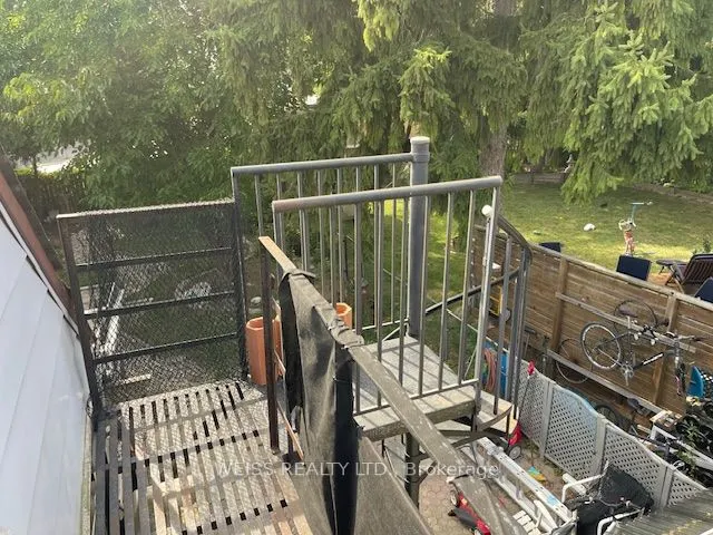 82 King High Avenue, #Upper Level