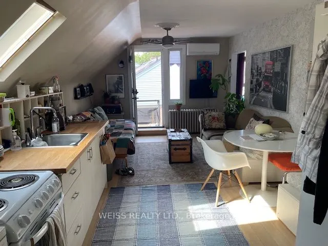 82 King High Avenue, #Upper Level