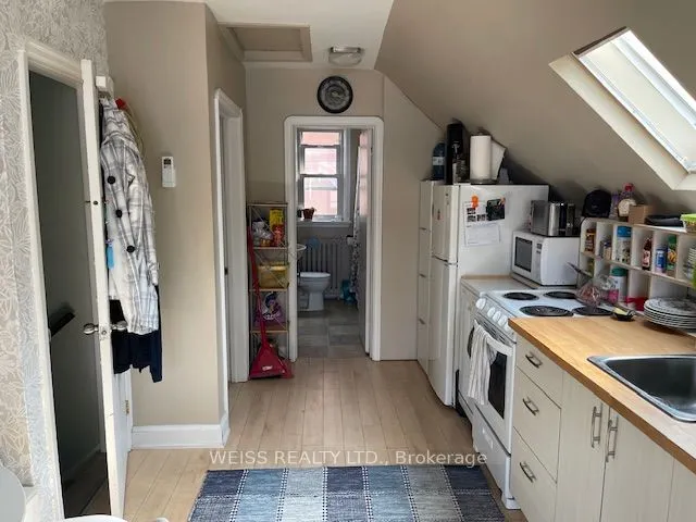 82 King High Avenue, #Upper Level