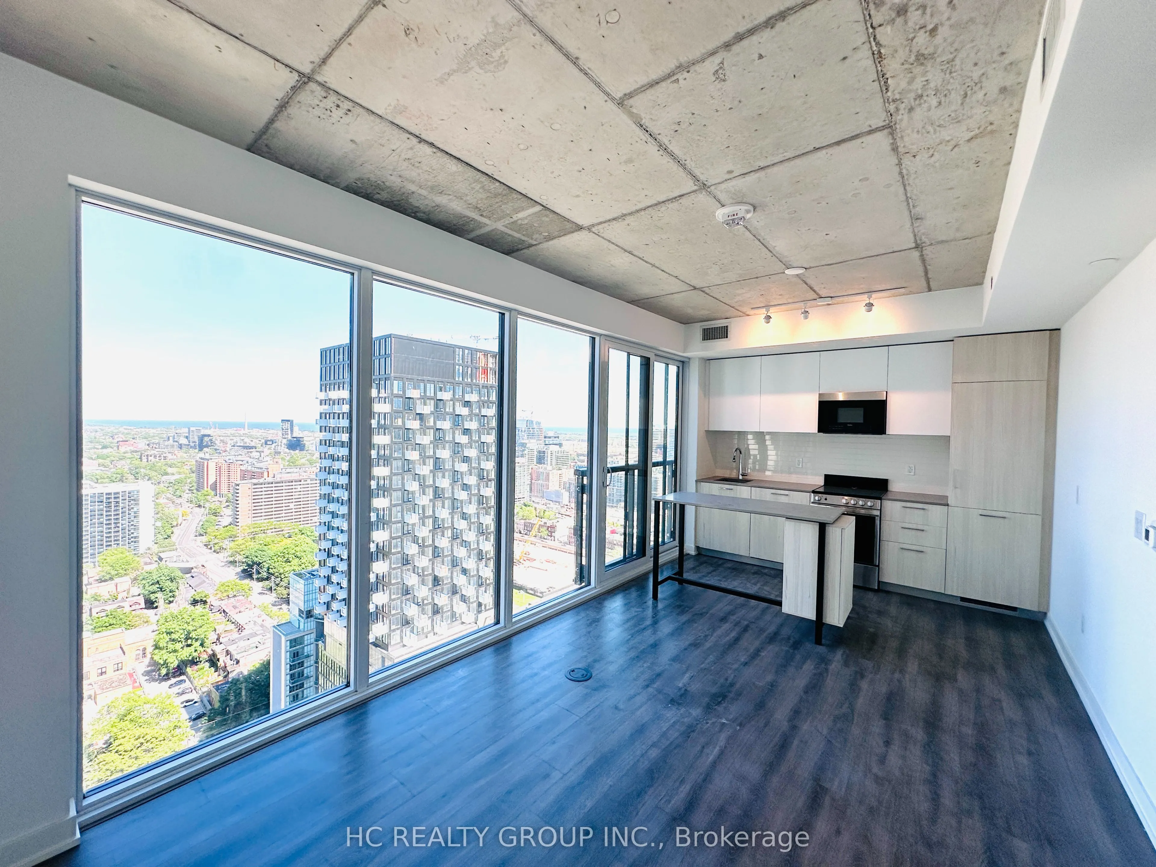 65 Mutual Street, #3109