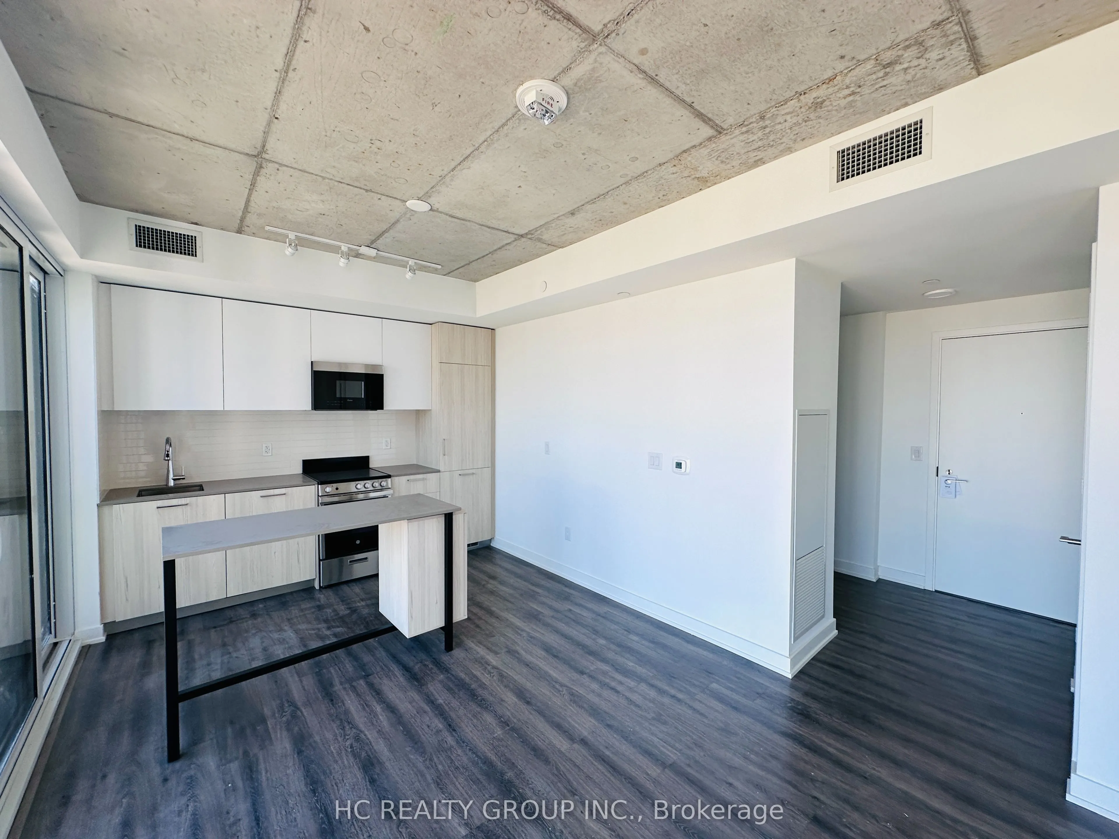65 Mutual Street, #3109