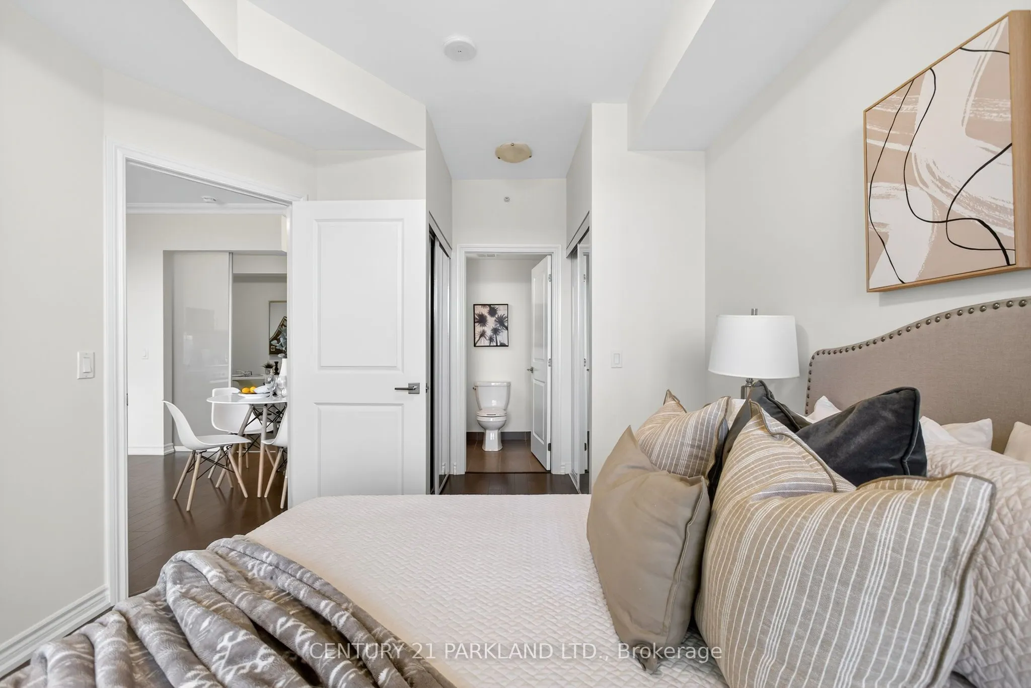 23 Glebe Road W, #603