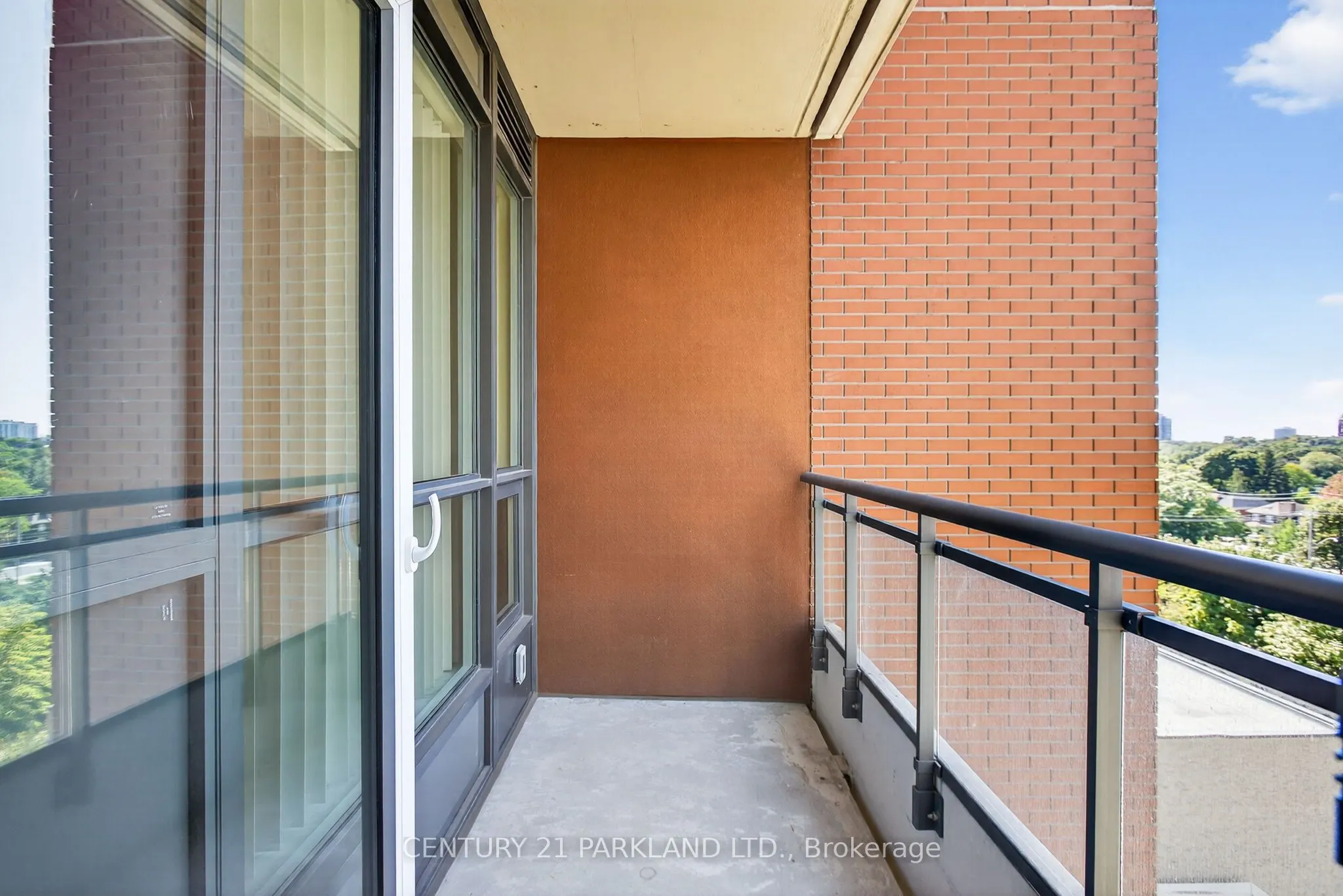 23 Glebe Road W, #603